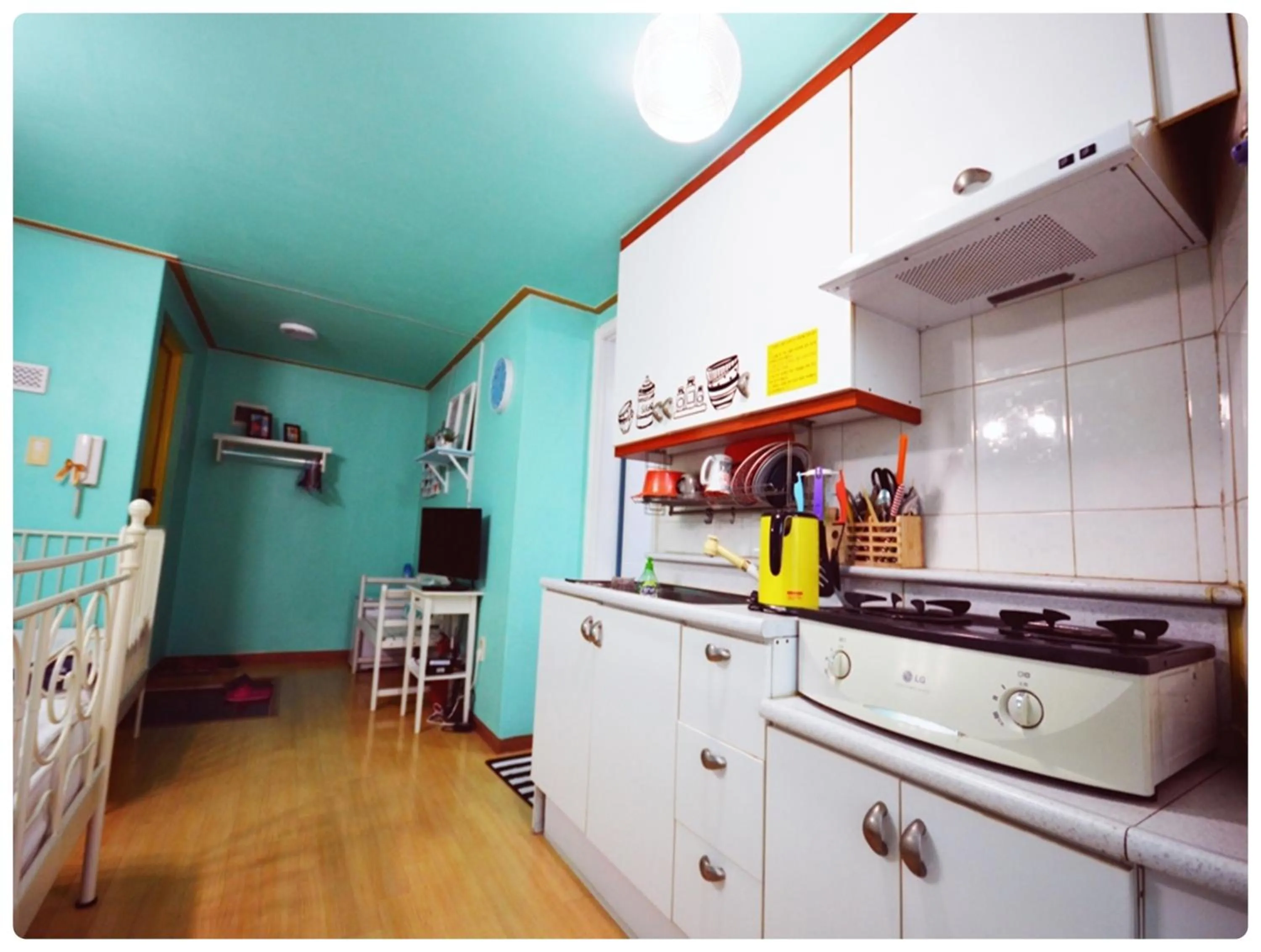 Han River Residence & Guesthouse