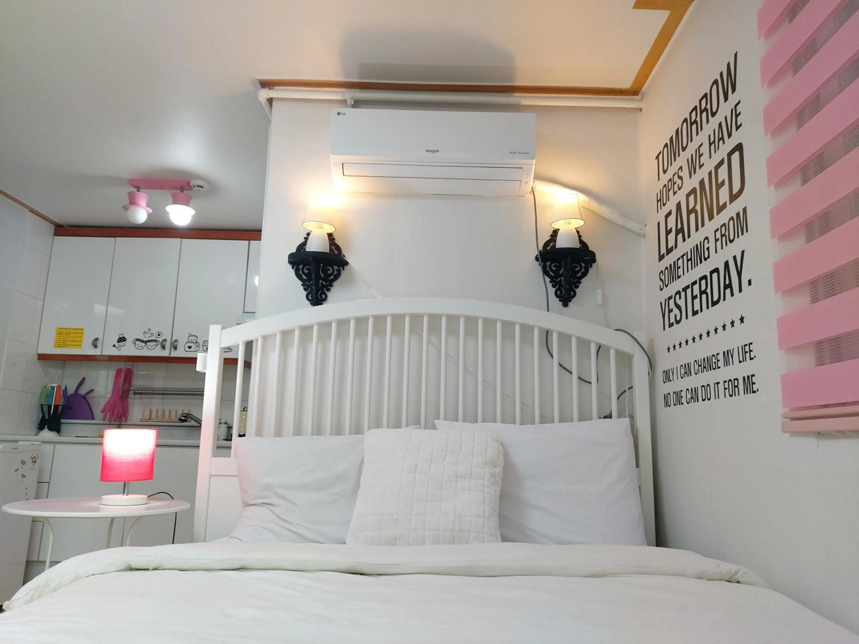 Bed in Han River Residence & Guesthouse