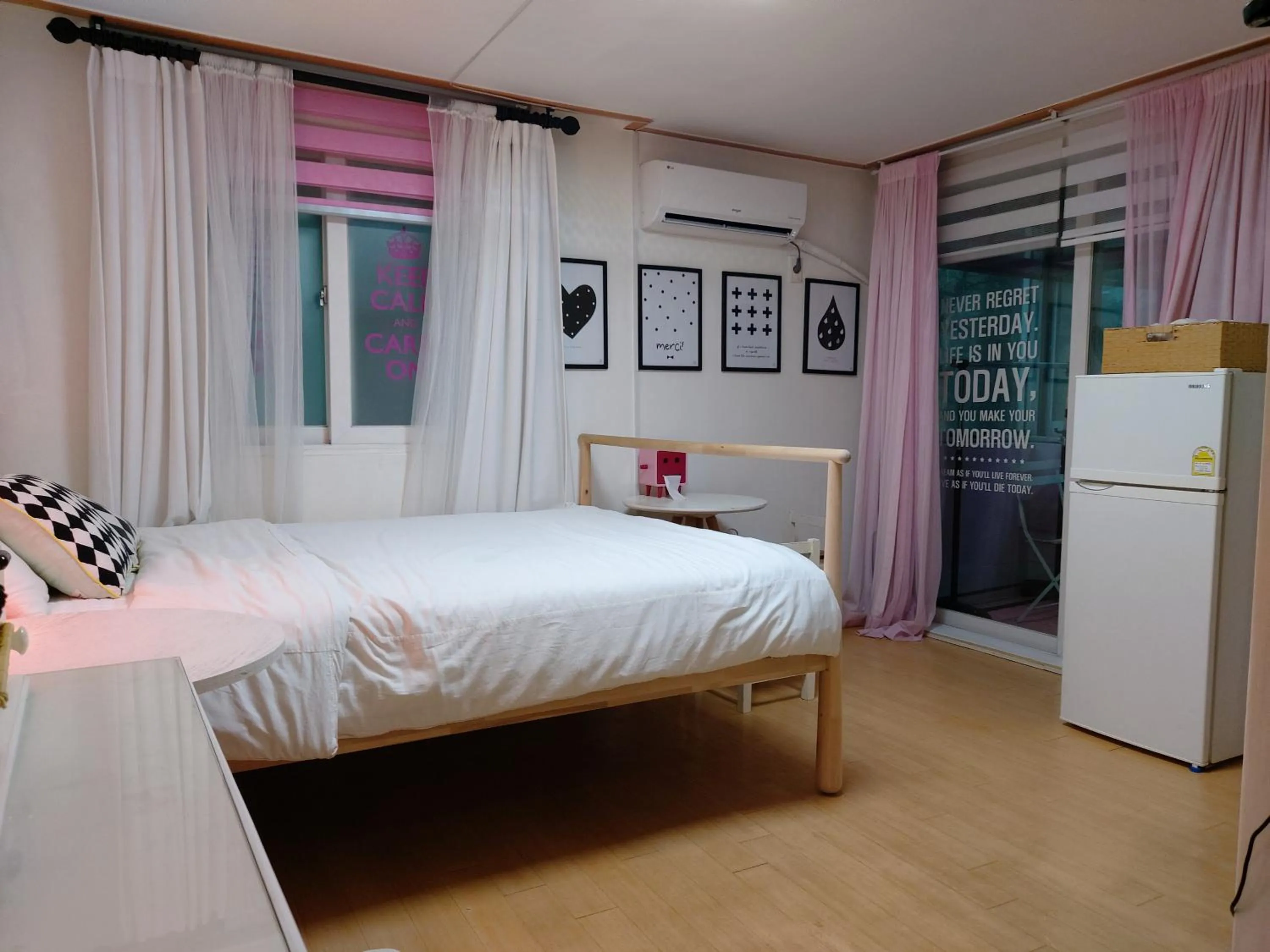 Bed in Han River Residence & Guesthouse