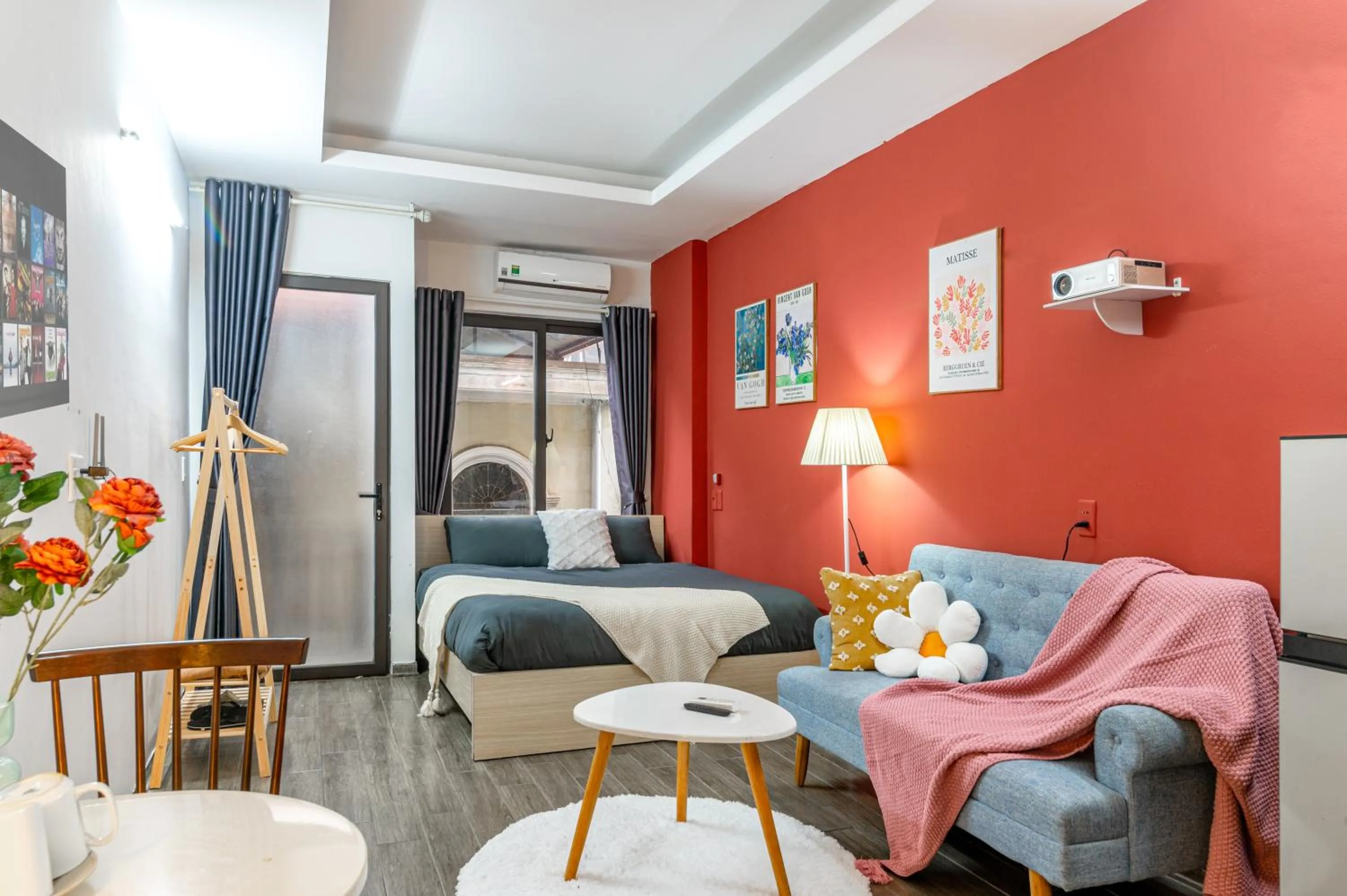 Living room in SaziHome Doi Can Hanoi