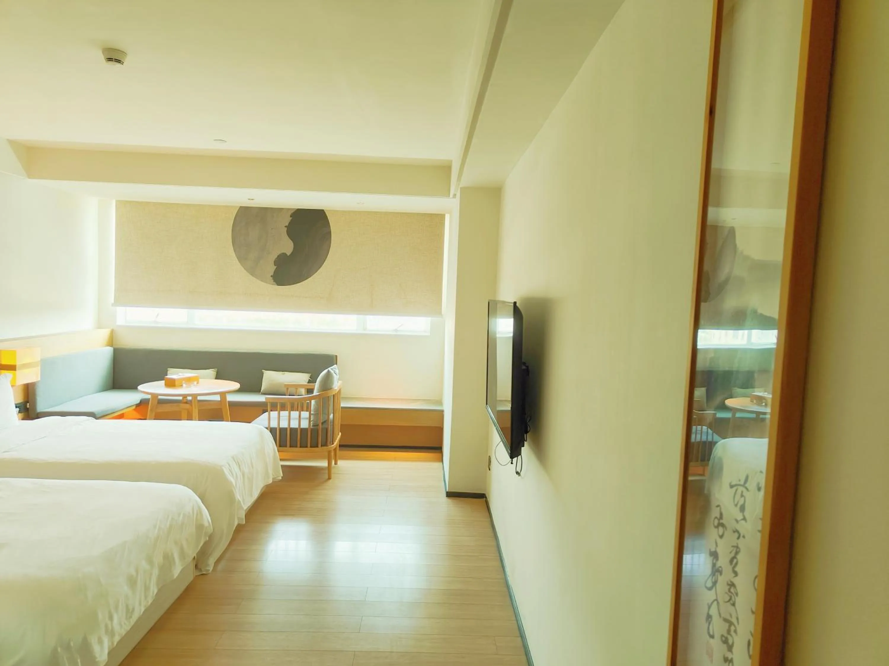 Bed in Guangzhou Shug Art Hotel