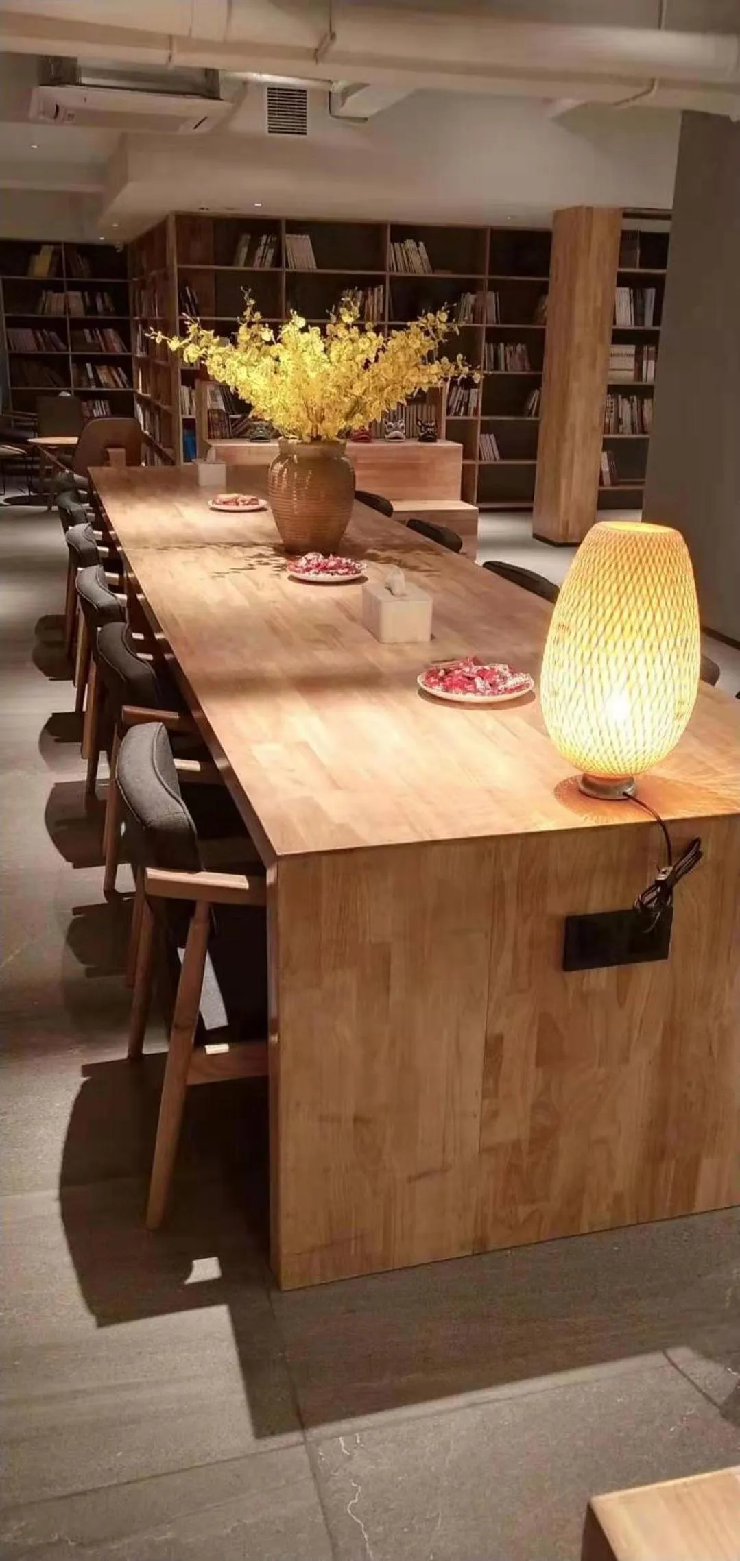 Seating area in Guangzhou Shug Art Hotel