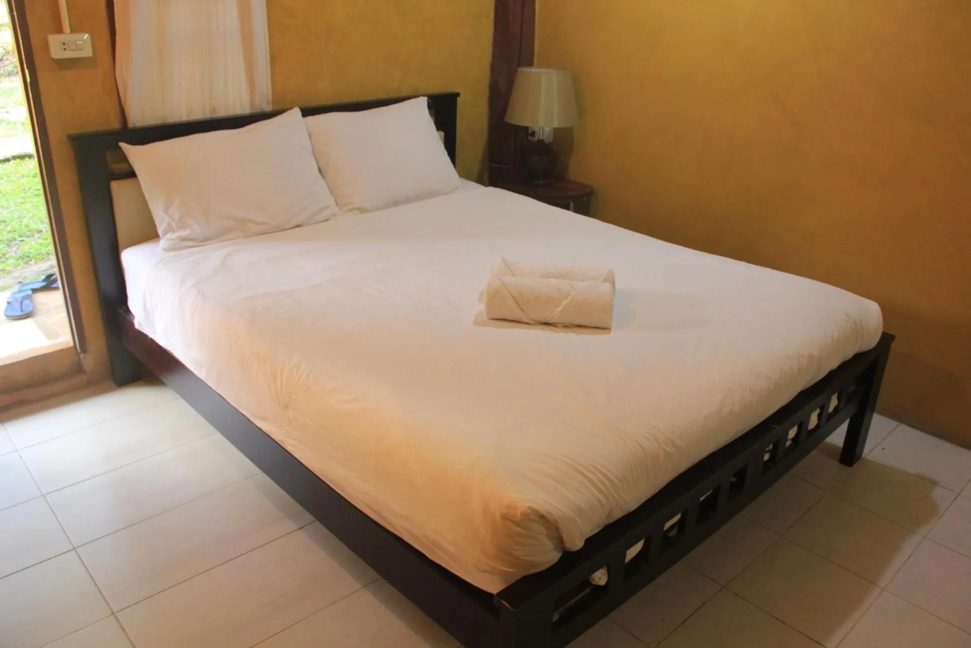 Bed in Soppong River Inn