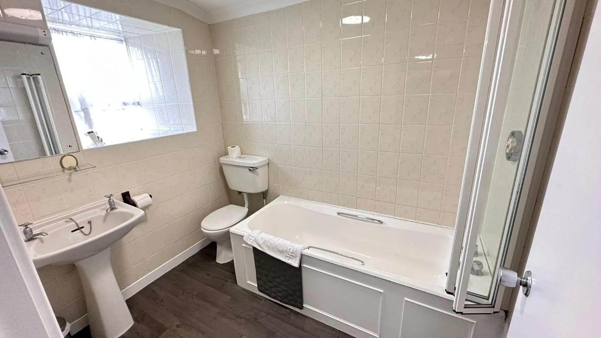 Bathroom in The Bruce Hotel