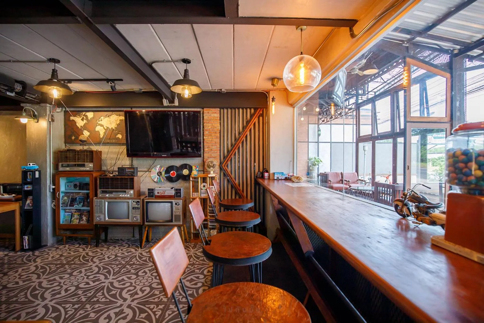 Restaurant/places to eat in Vintage54 Hotel Ayutthaya