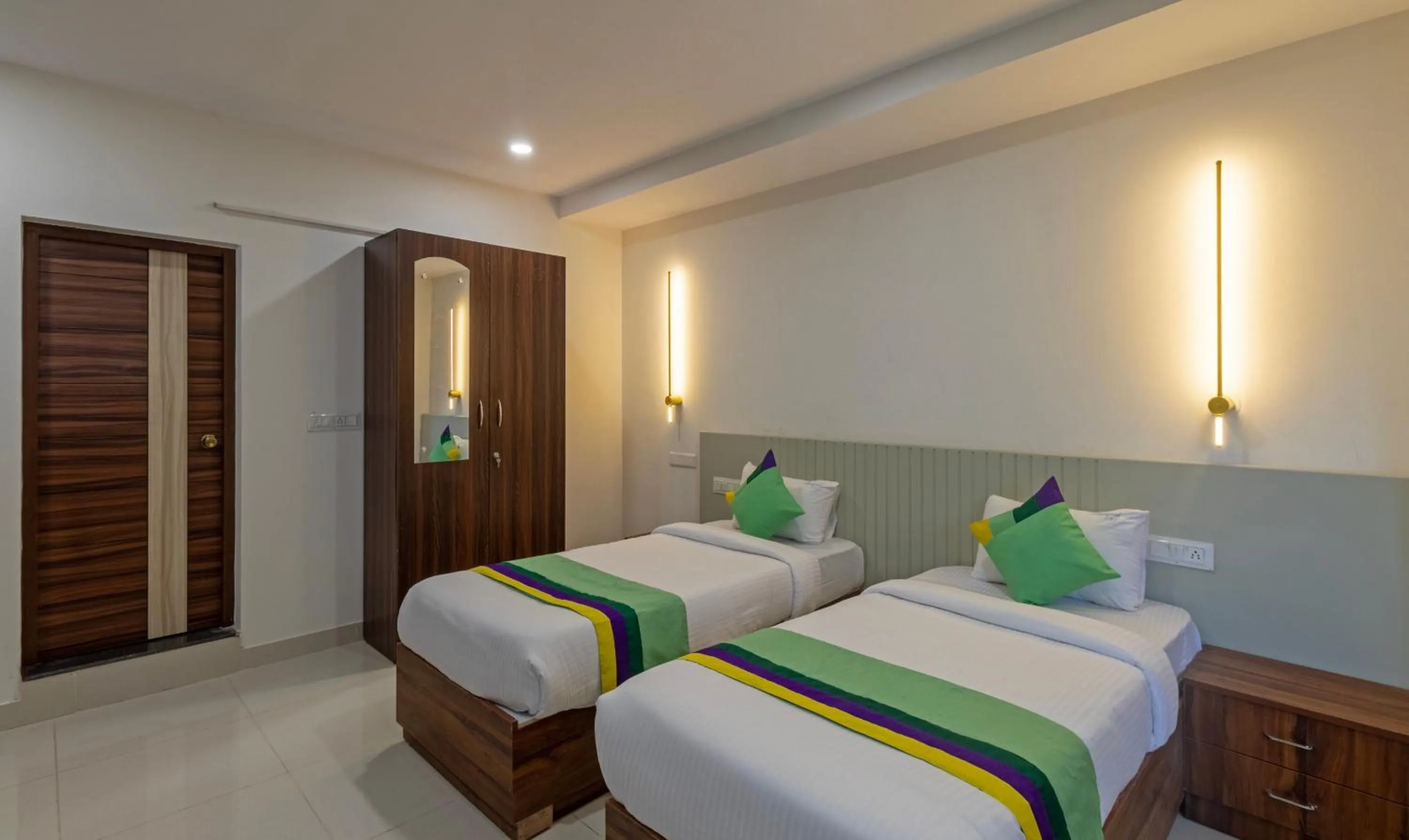 Bedroom, Bed in Treebo Raghavendra Tranquil Inn Bellandur