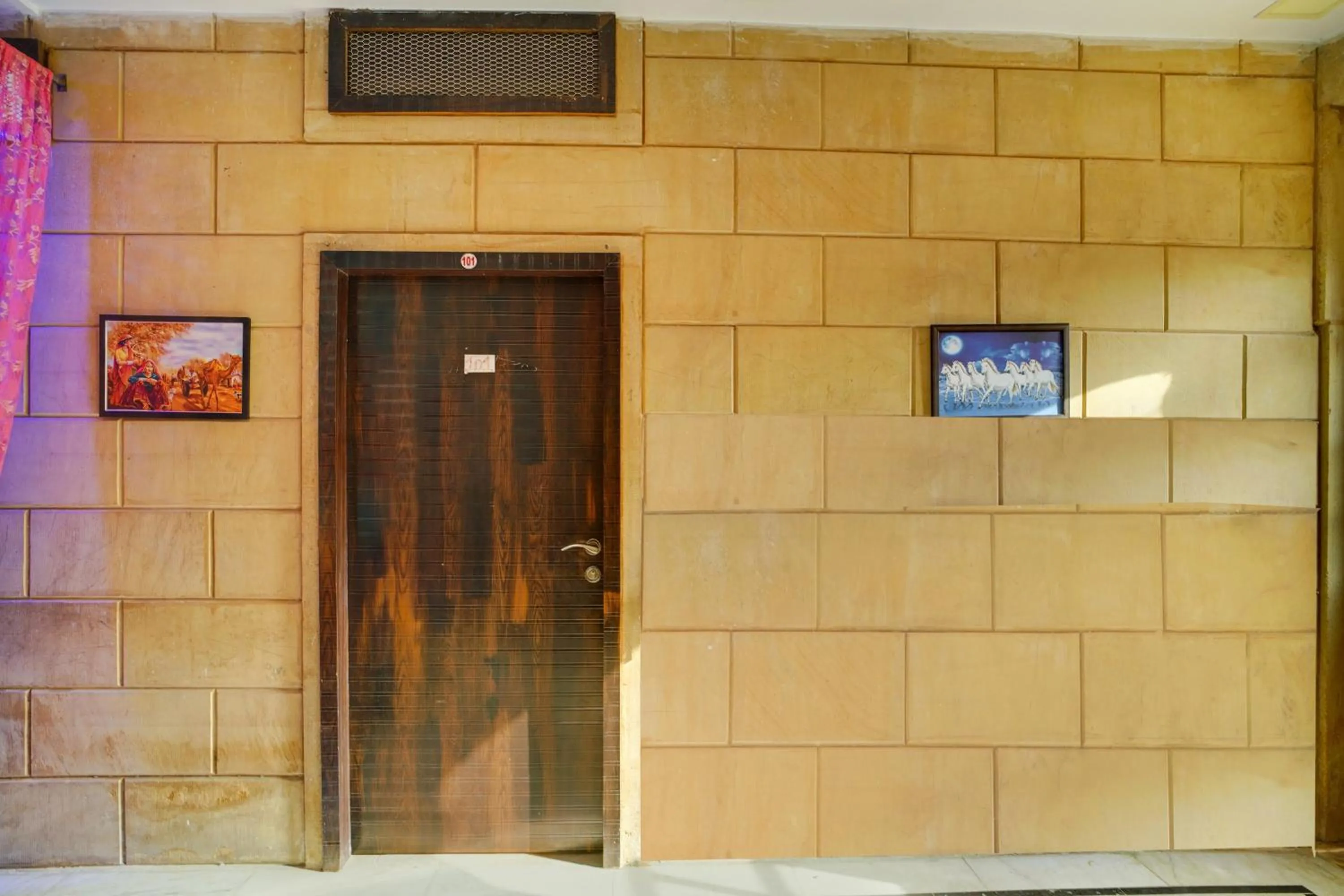 Lobby or reception in Hotel O Jaisalmer Heritage Haveli