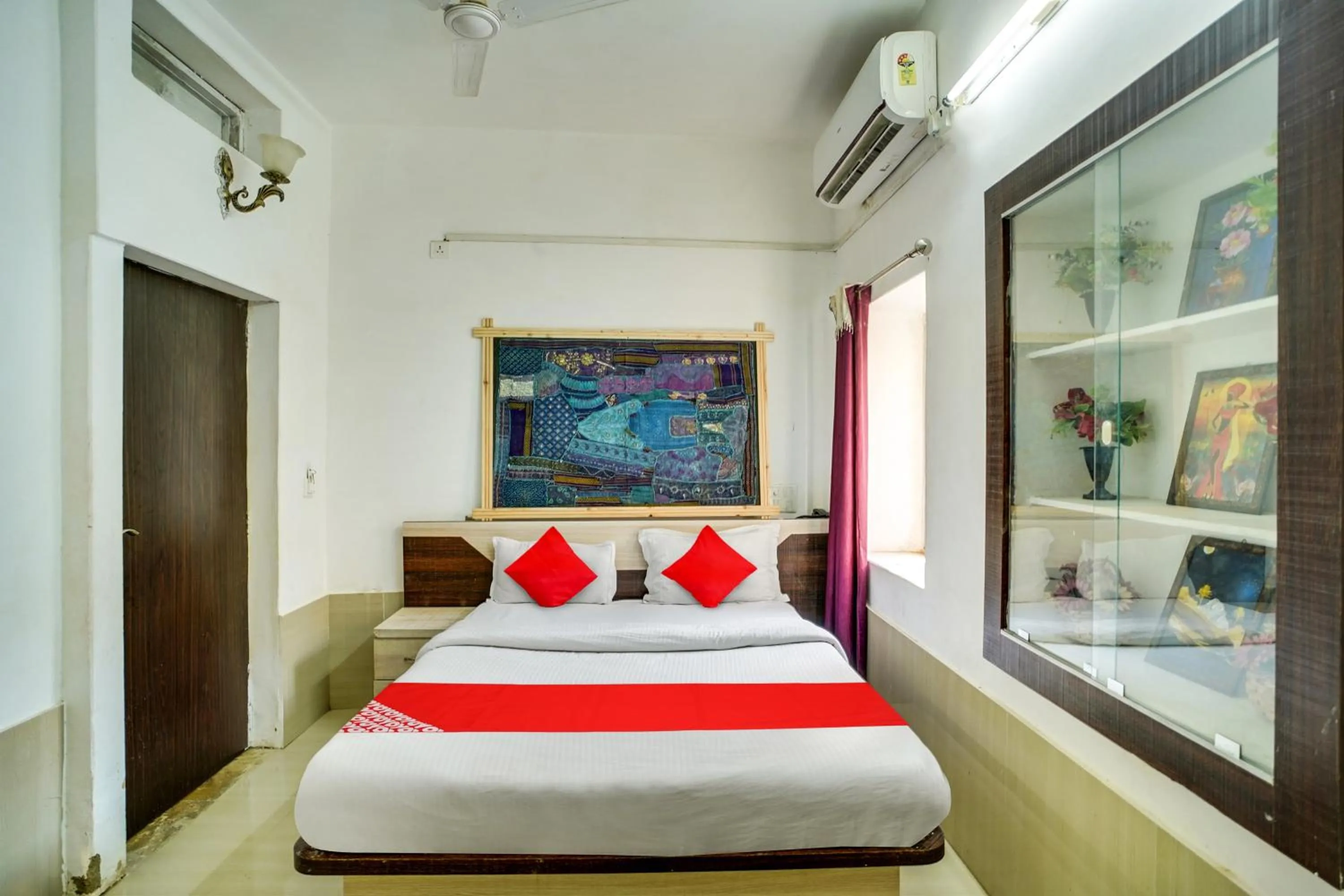 Bedroom, Bed in Hotel O Jaisalmer Heritage Haveli