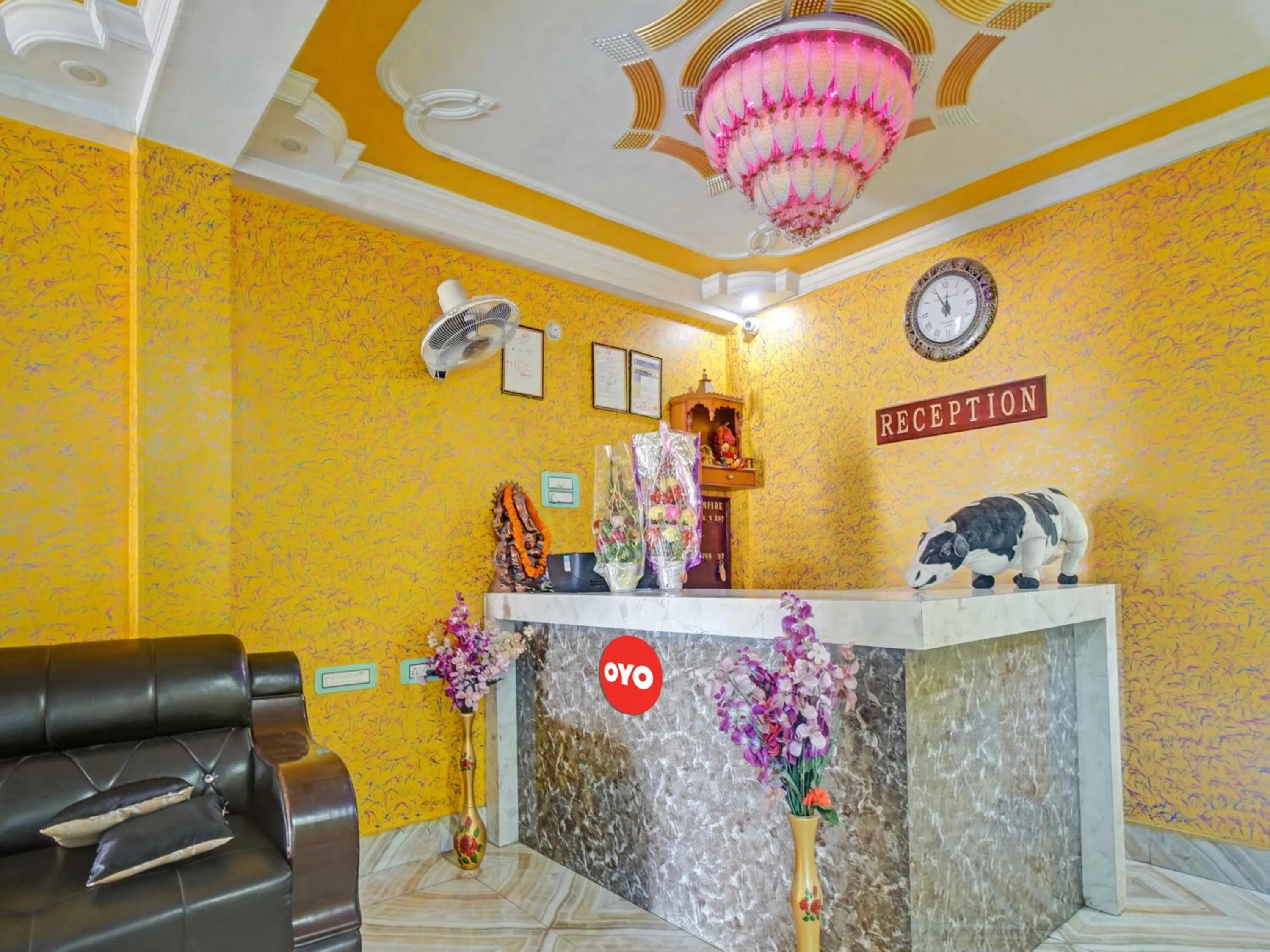 Lobby or reception in Hotel o Novelty Garden