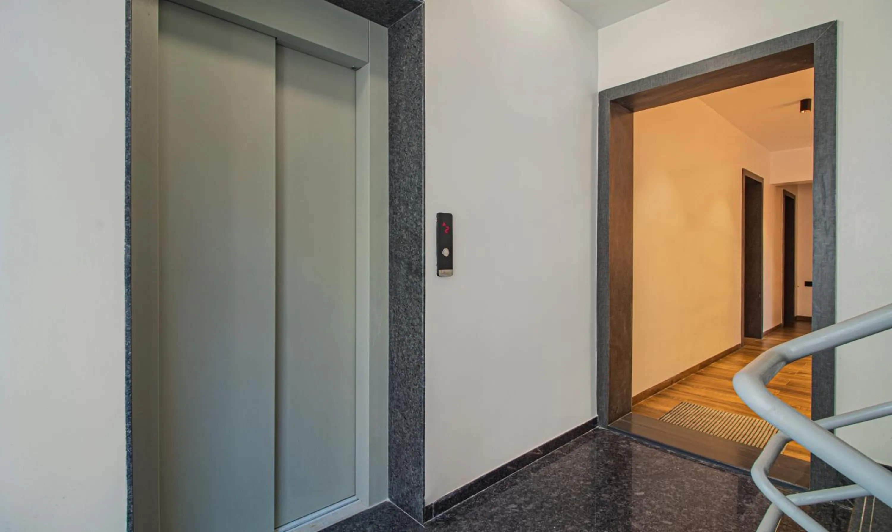 elevator in Treebo Atithi Comforts Inn