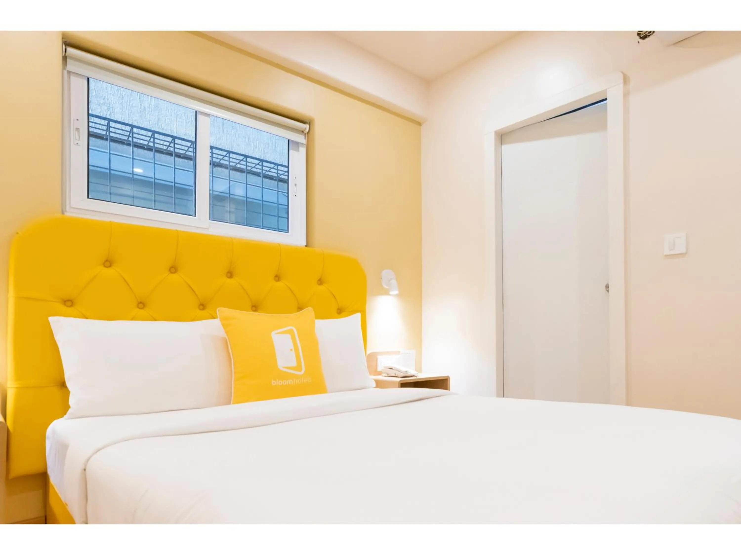 Bed in Bloom Hotel - HSR Club