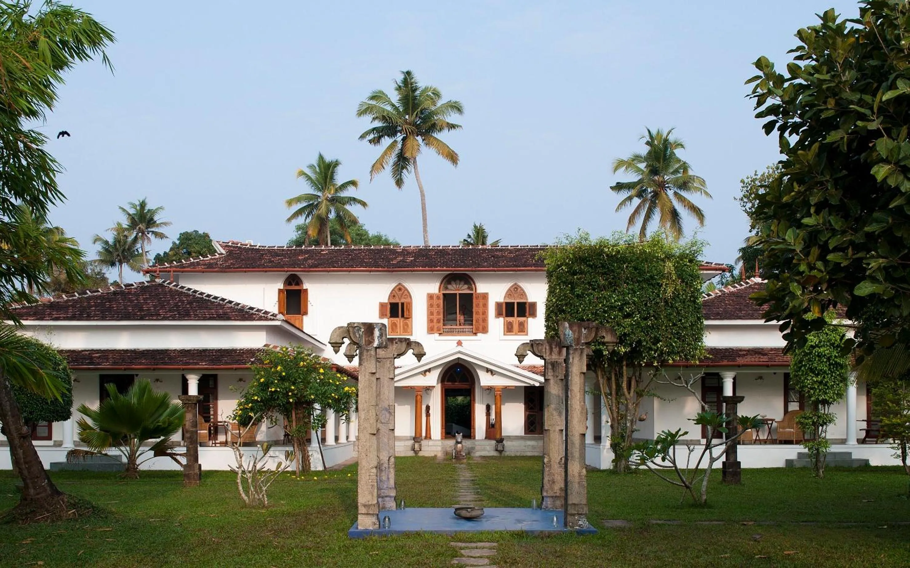 Facade/entrance in Purity at Lake Vembanad