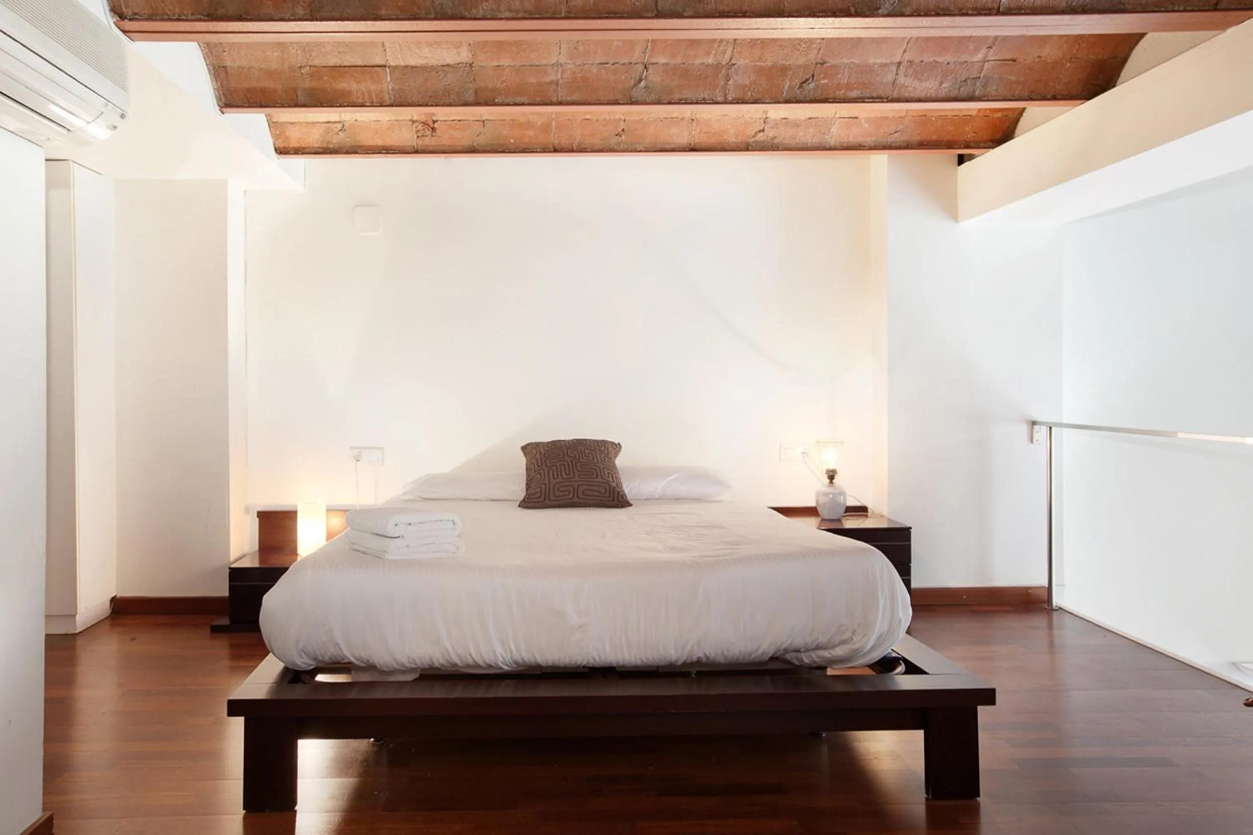 Bedroom, Bed in LetsGo Paseo de Gracia