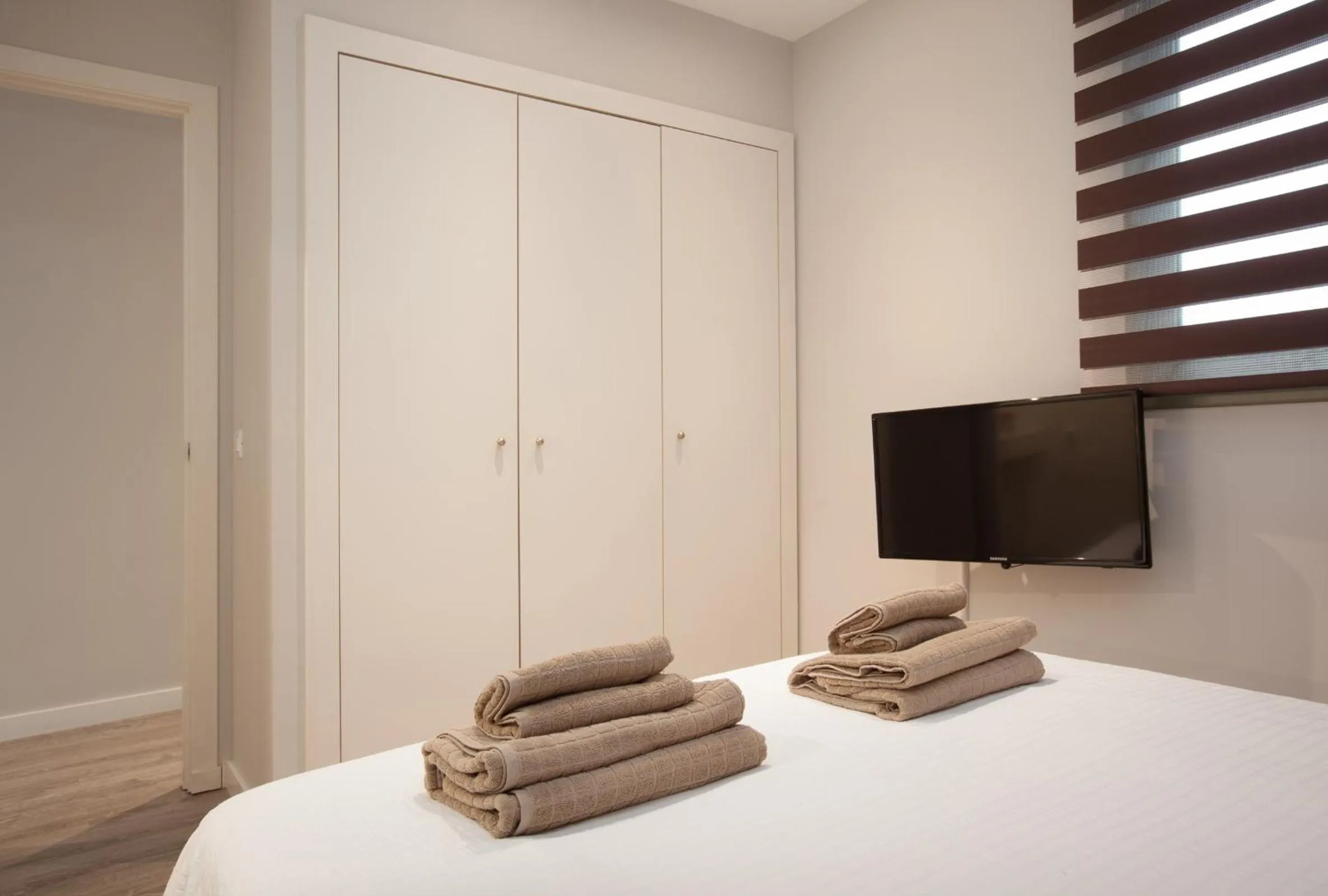 TV and multimedia, Bed in LetsGo Paseo de Gracia