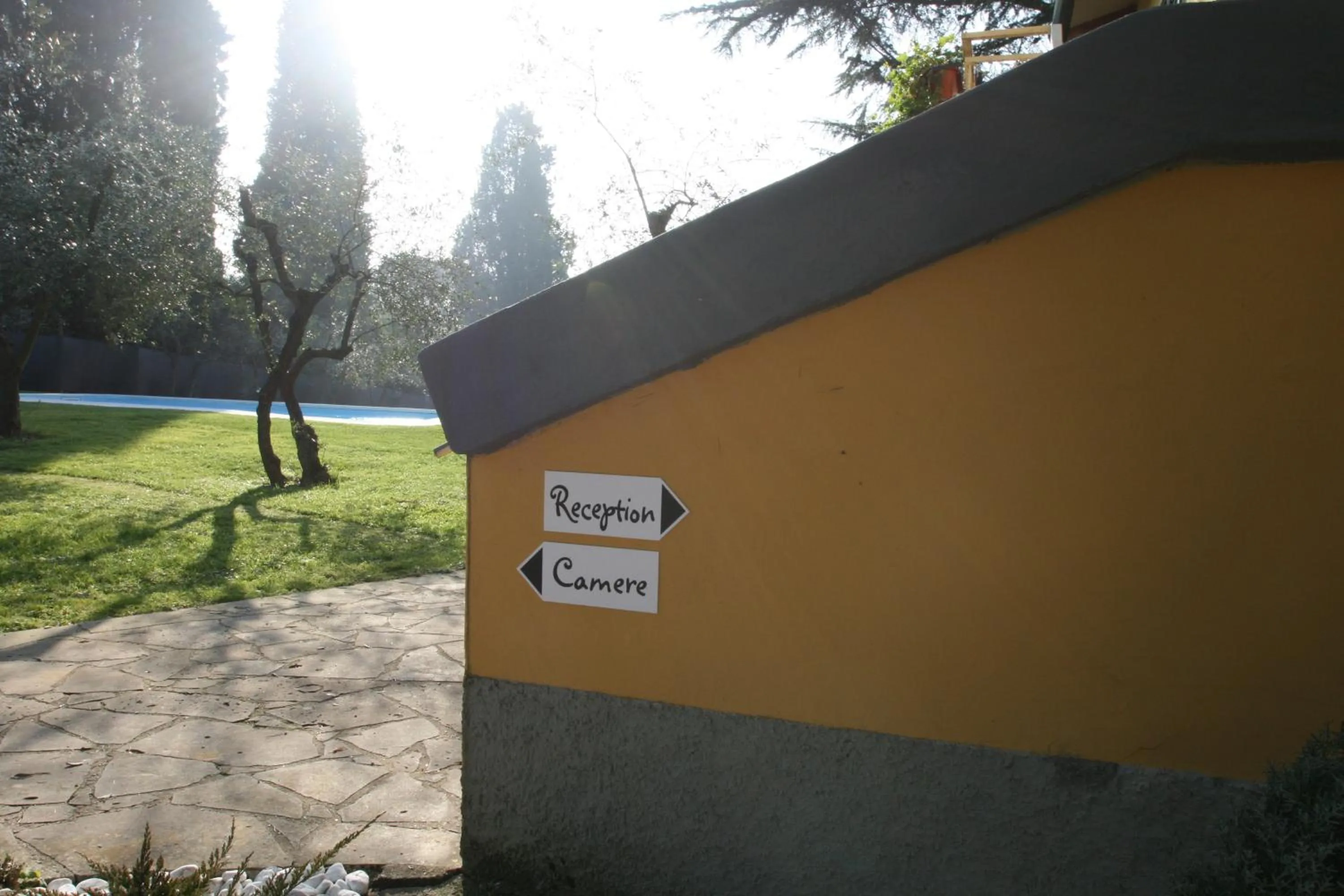 Facade/entrance in La Stregatta