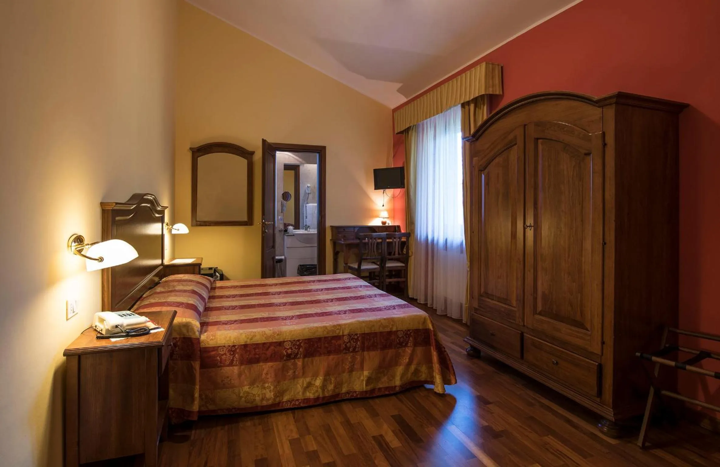 Photo of the whole room, Bed in La Torre Ai Mari