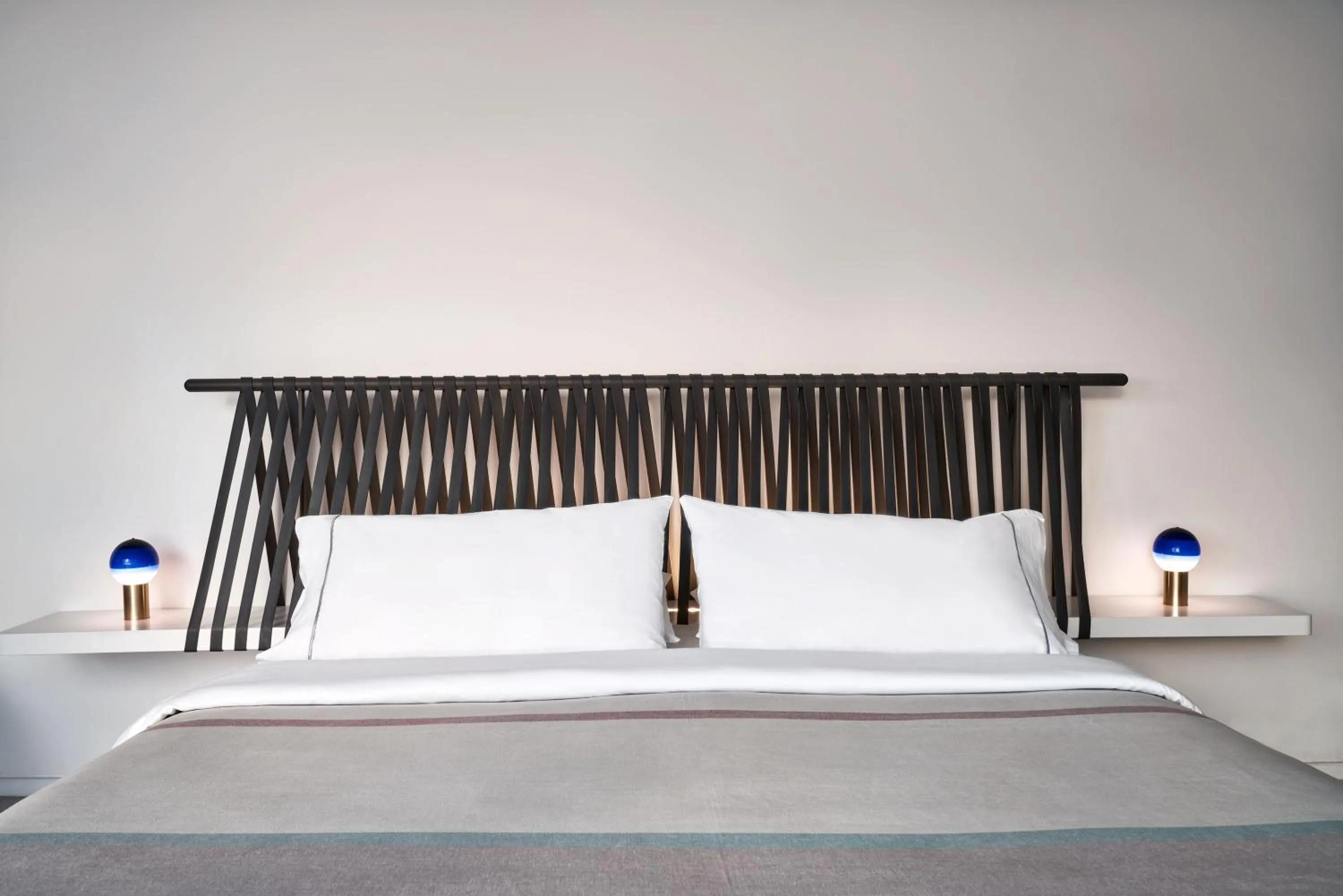 Bed in Alti Santorini Suites - Caldera View