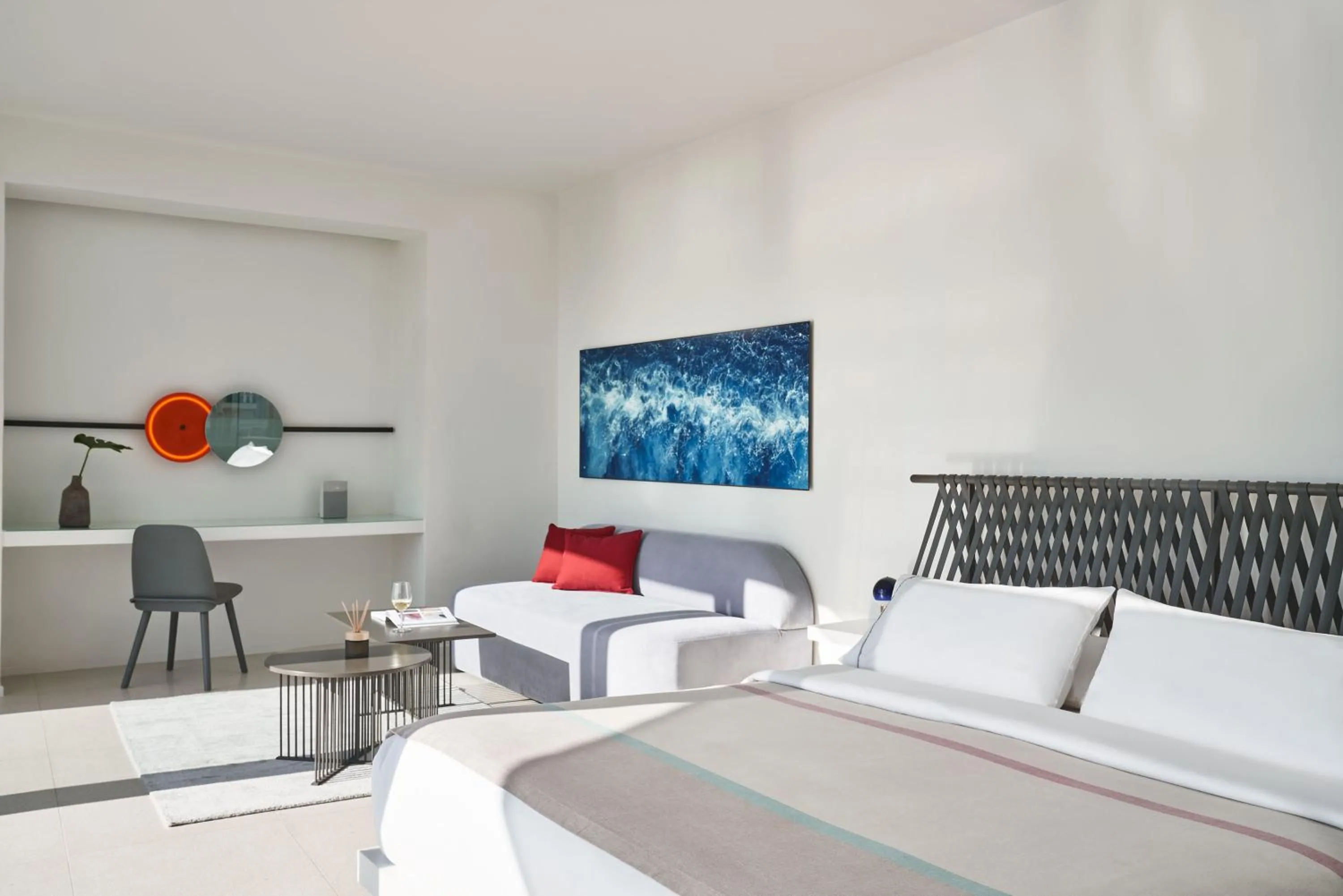 Bed in Alti Santorini Suites - Caldera View