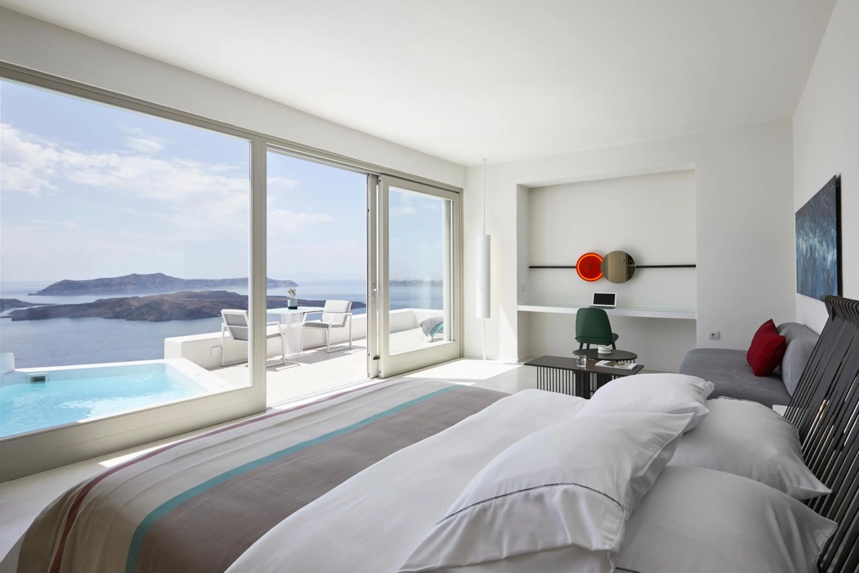 Bed in Alti Santorini Suites - Caldera View