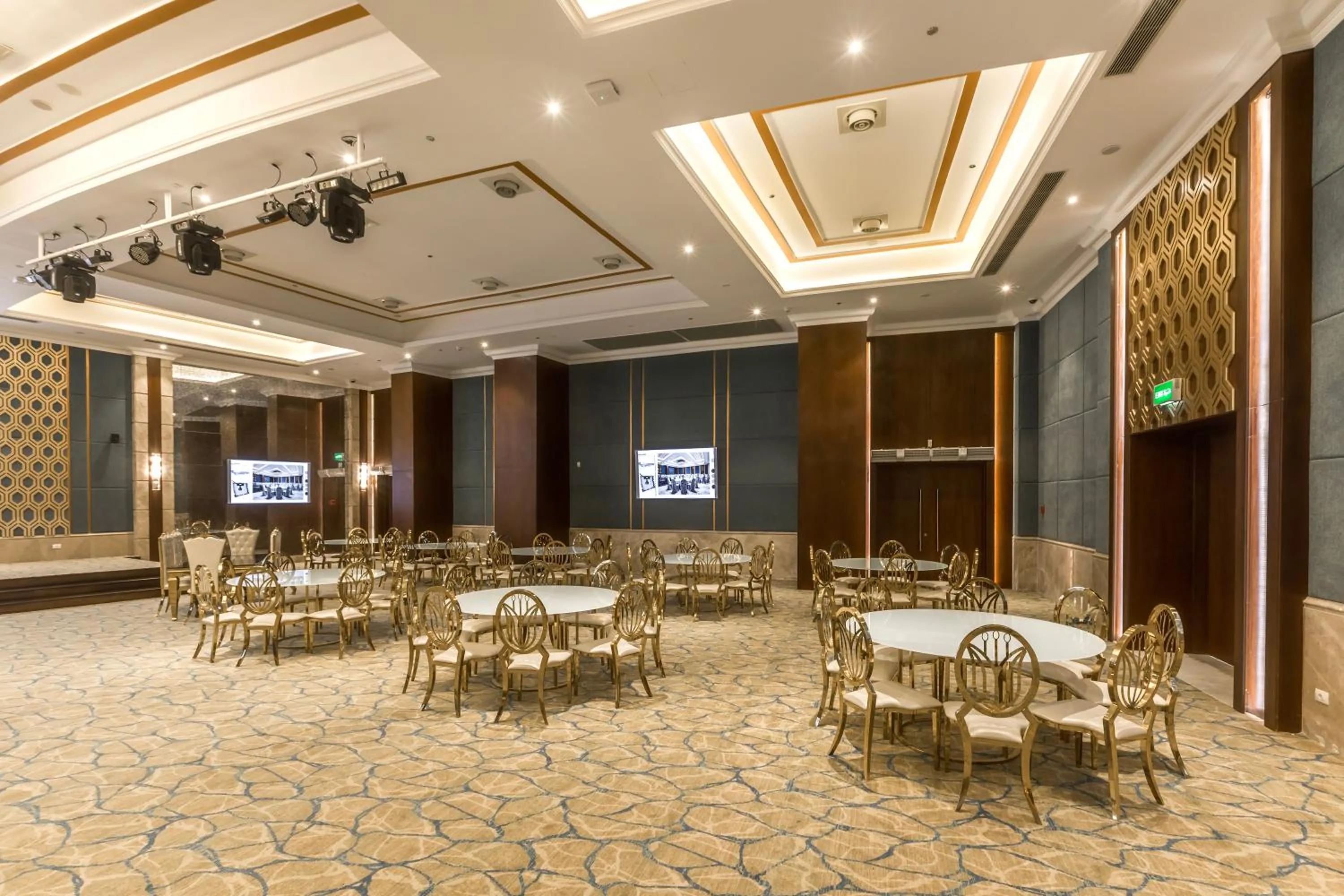 Gewan White Beach Resort-New Alamein