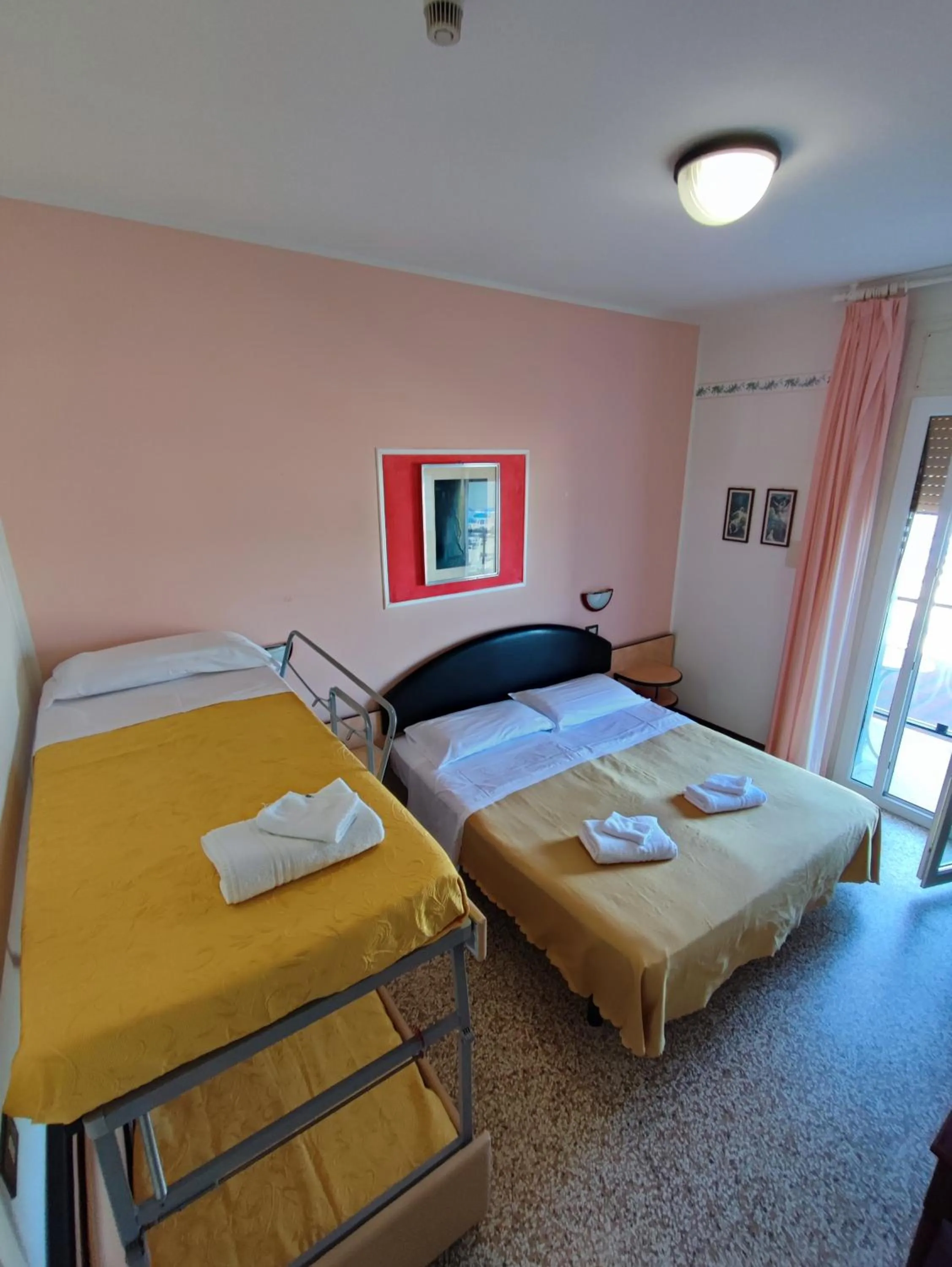 Bed in Hotel Primavera sul mare