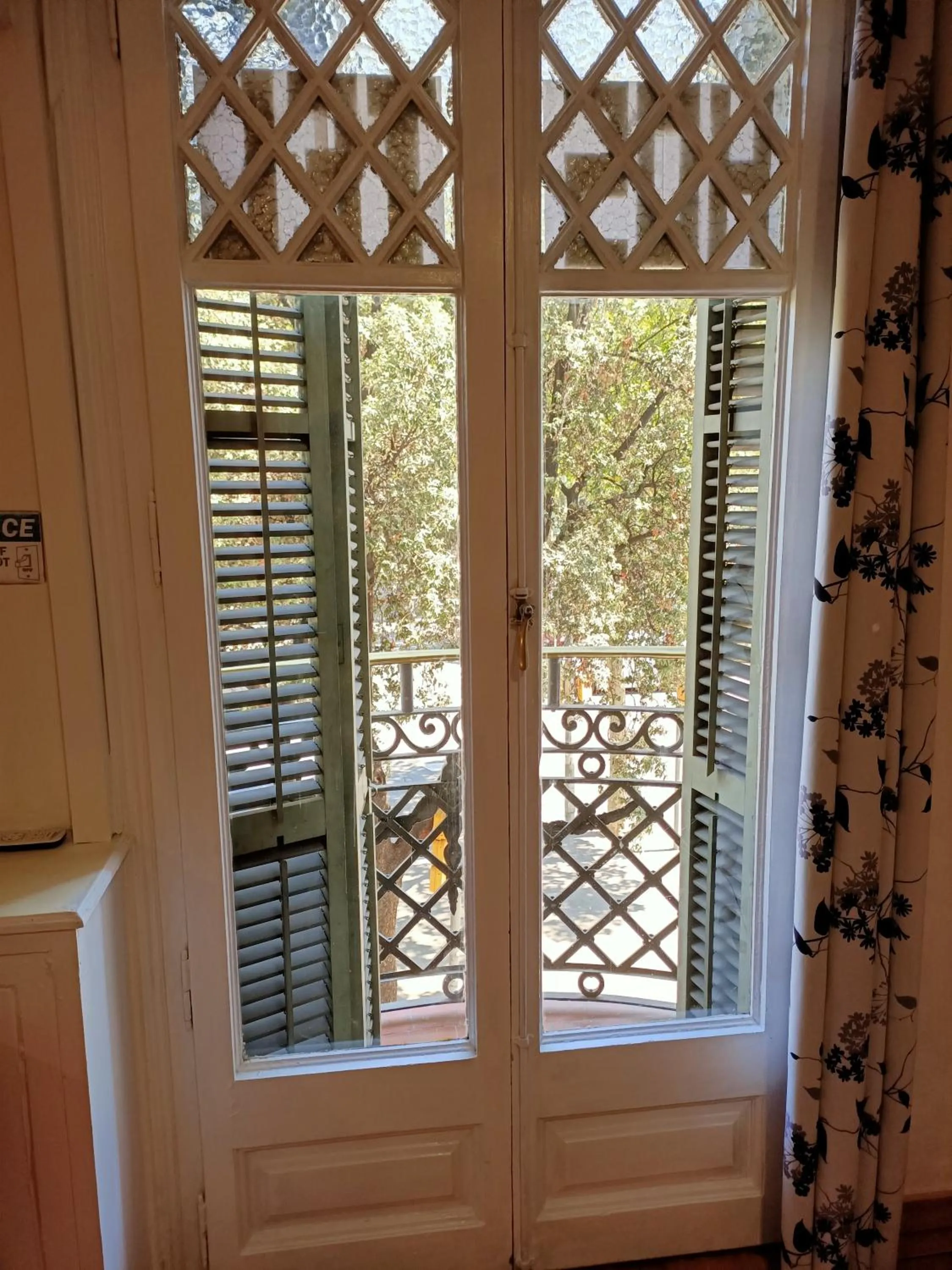 Diagonal House Hostel