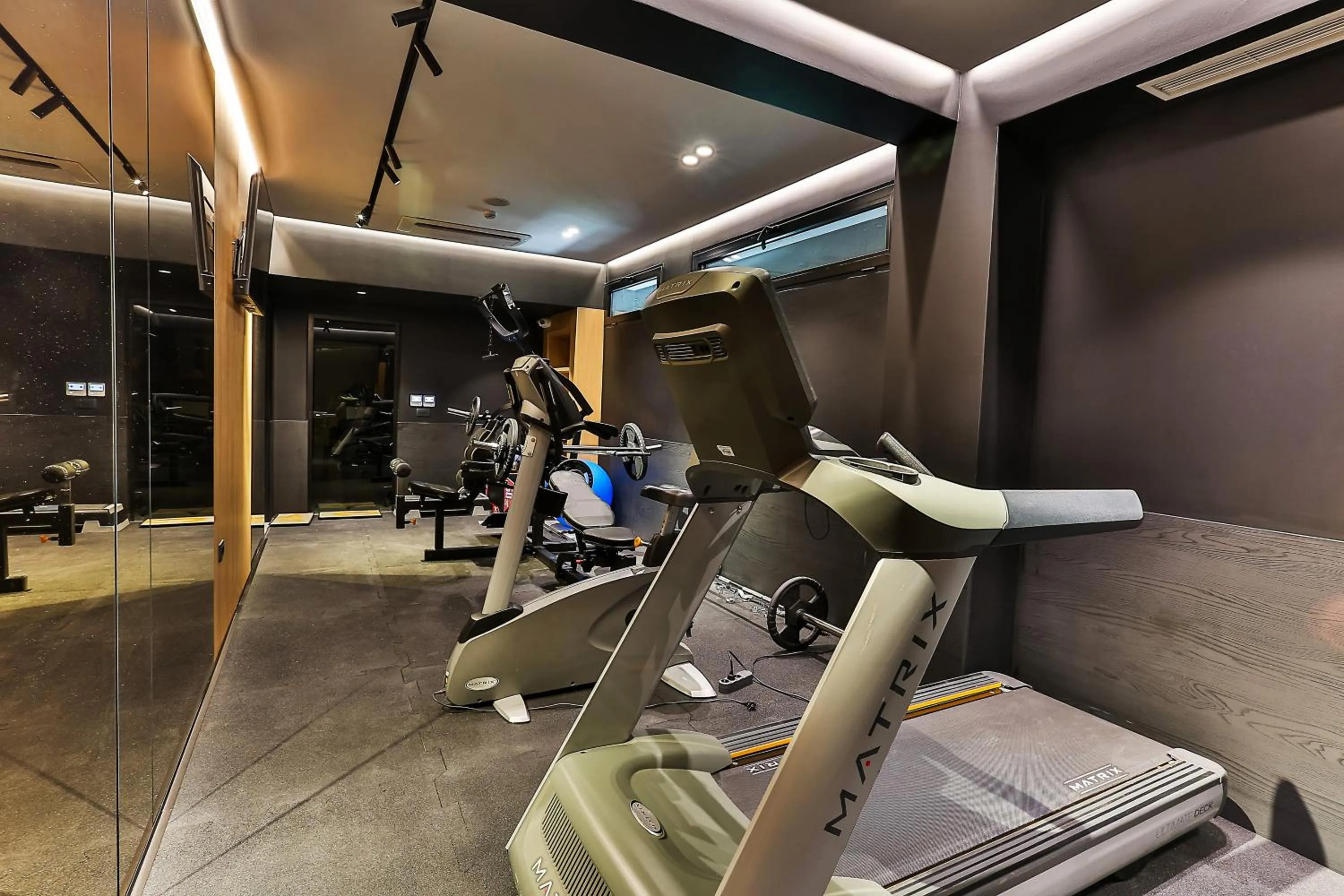 Fitness centre/facilities in Hotel kingStone Budva