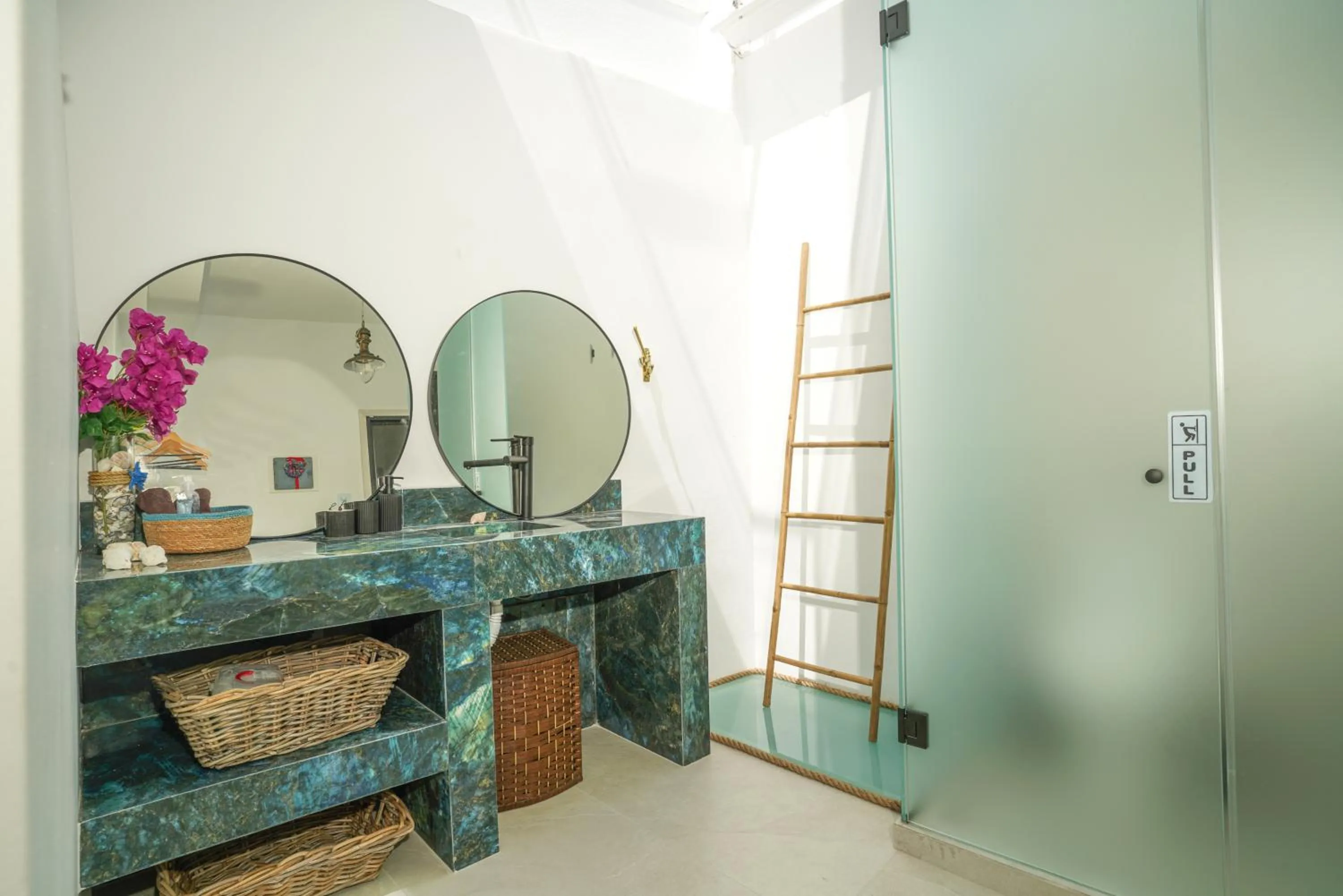 Bathroom in Seabed Suites Mykonos