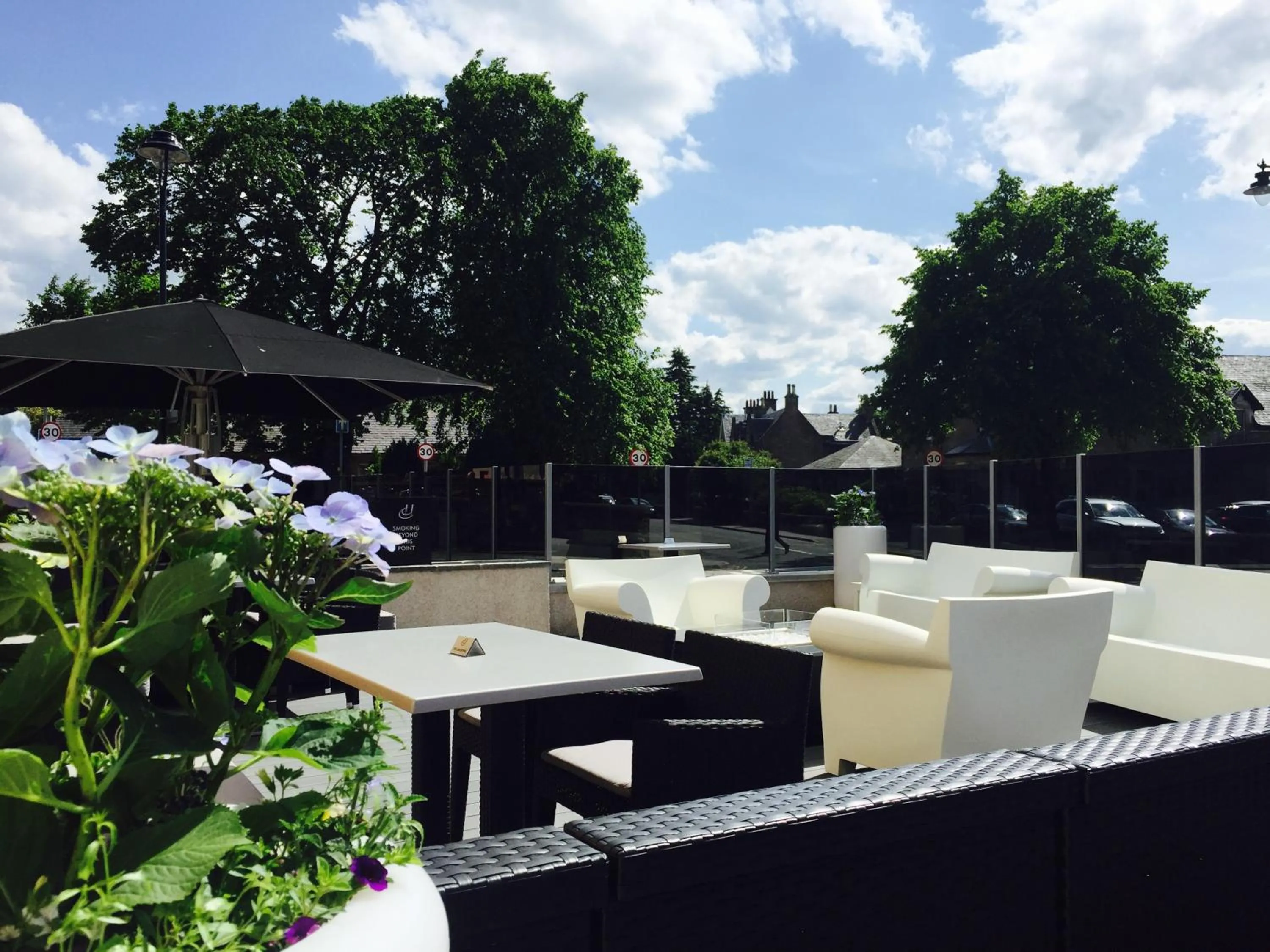 Patio in Heathmount Hotel