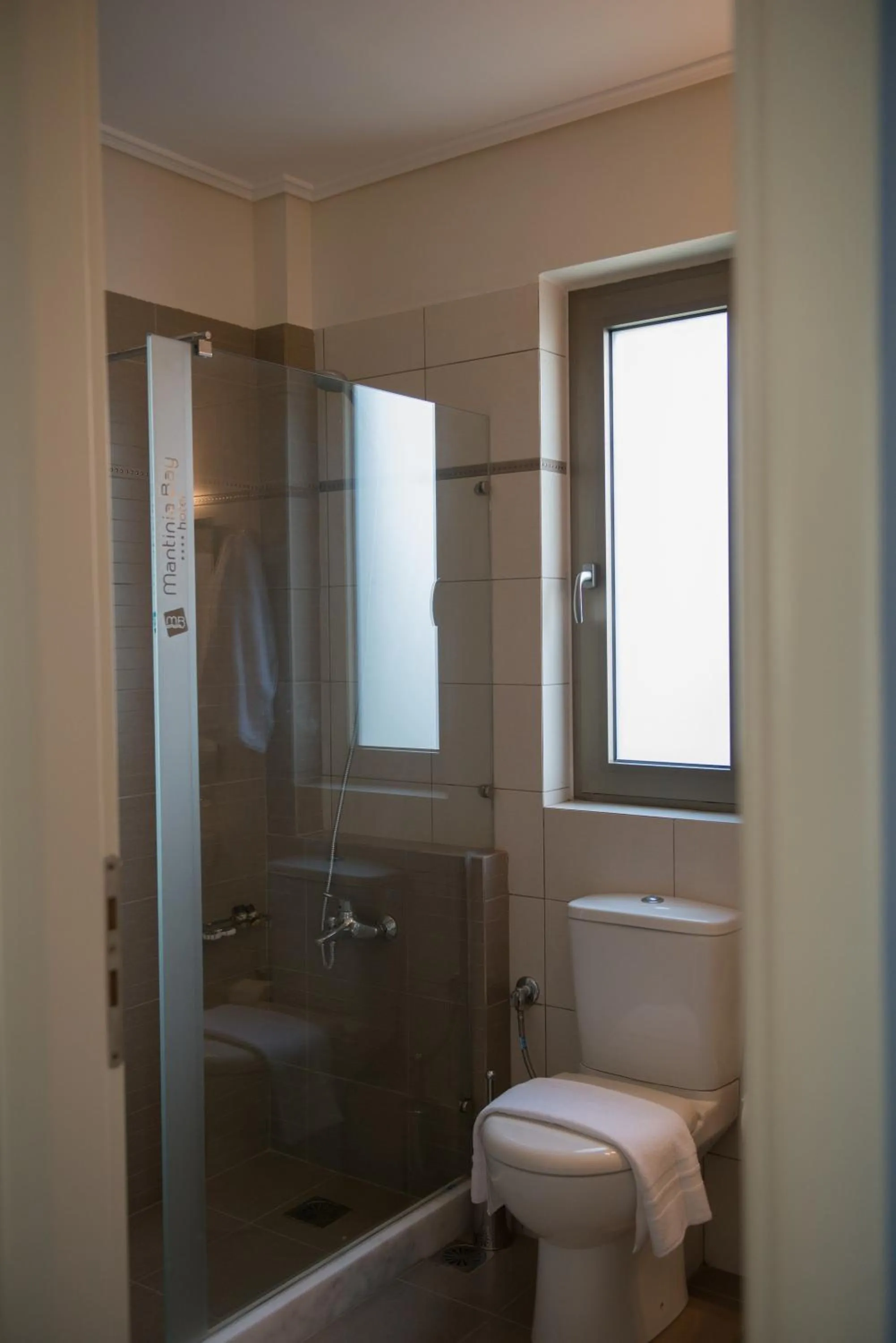 Shower in Mantinia Bay Hotel