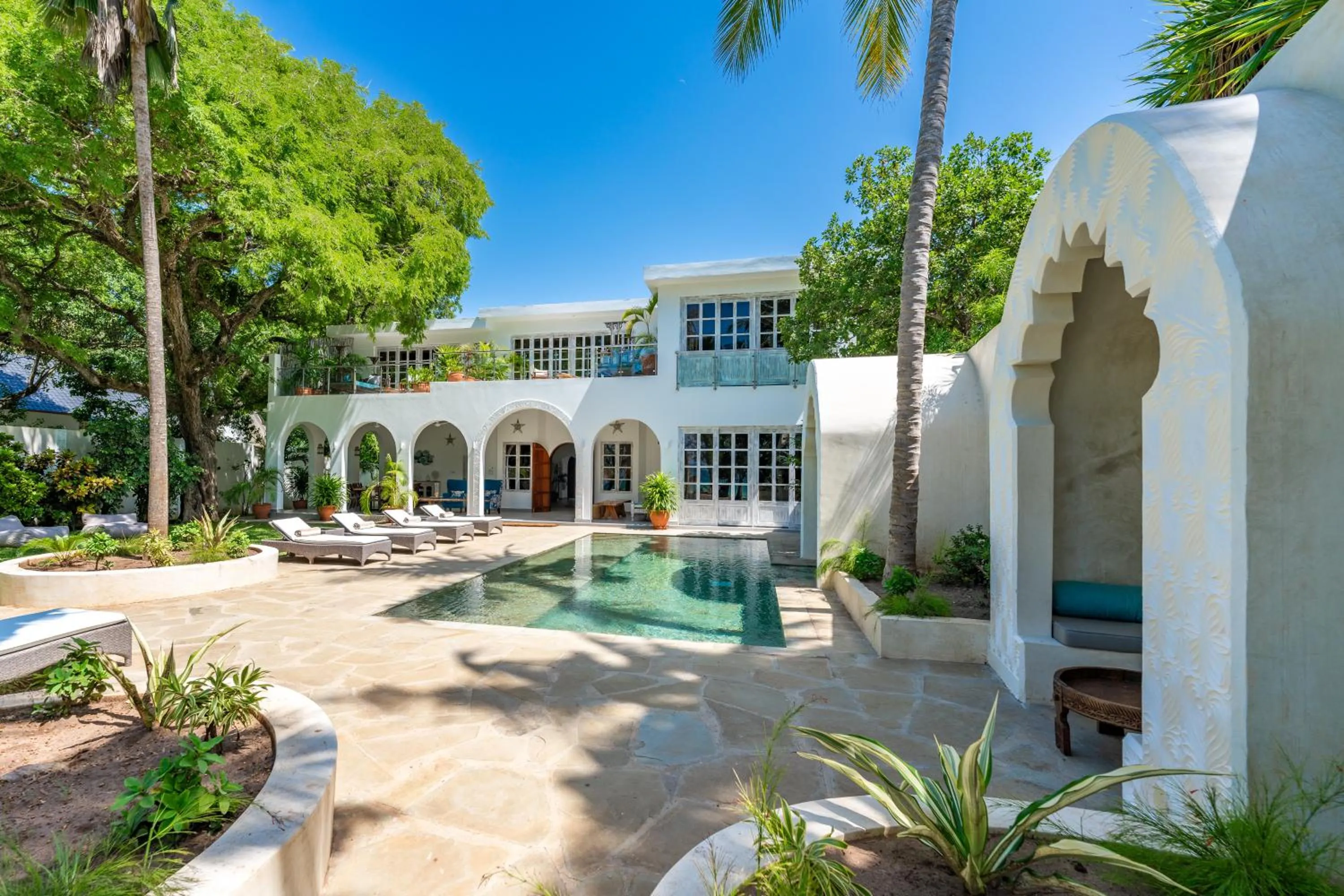 Property building in Nomad Beach Resort