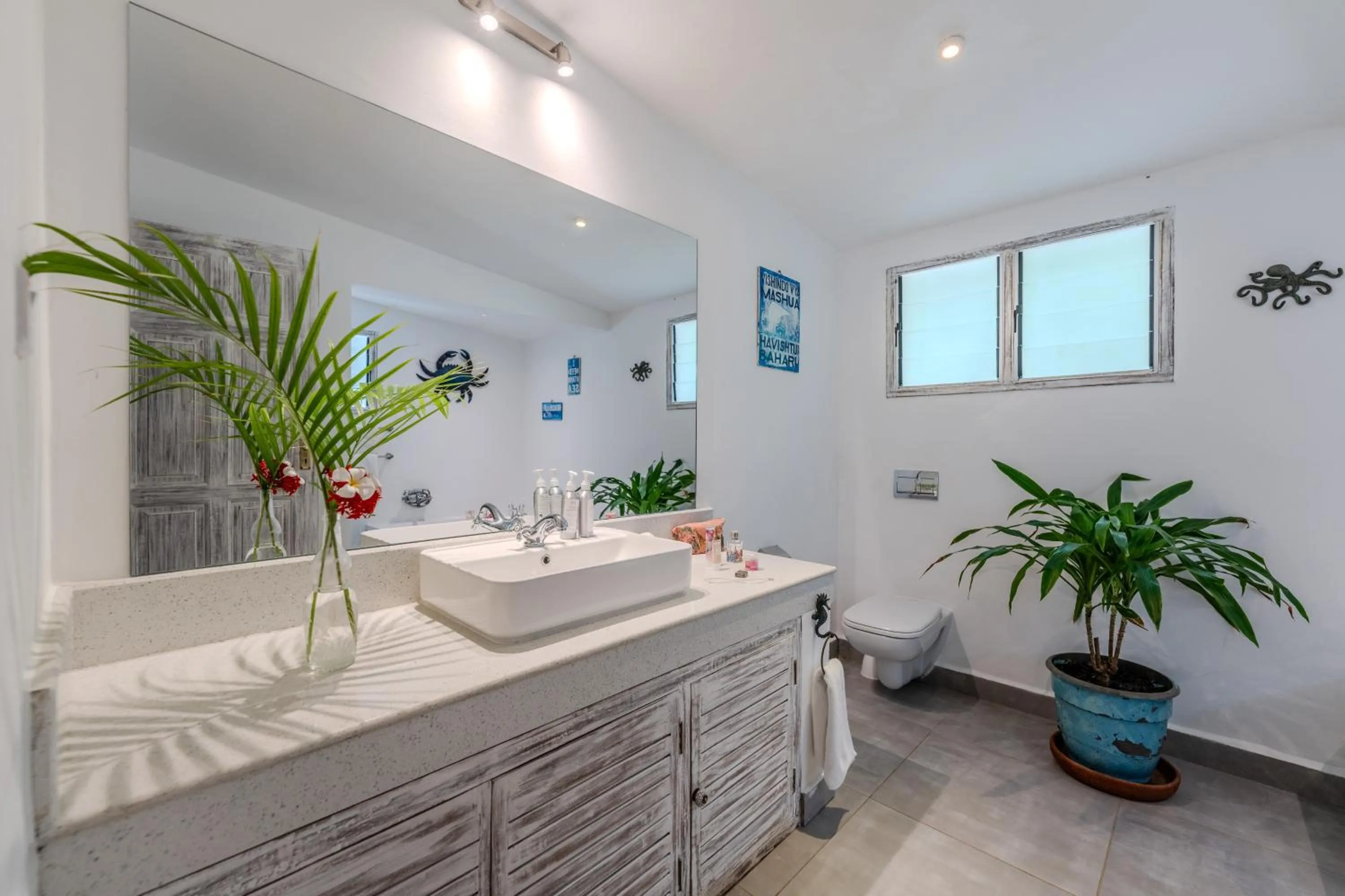 Bathroom in Nomad Beach Resort