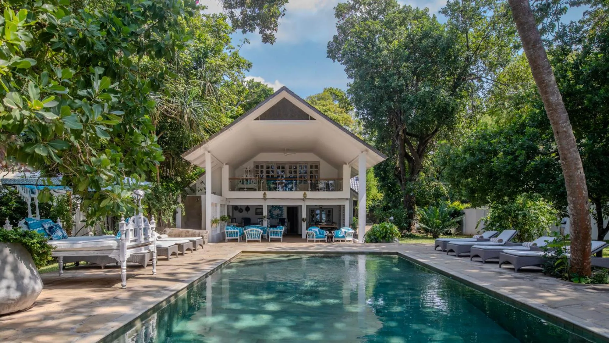 Property building in Nomad Beach Resort