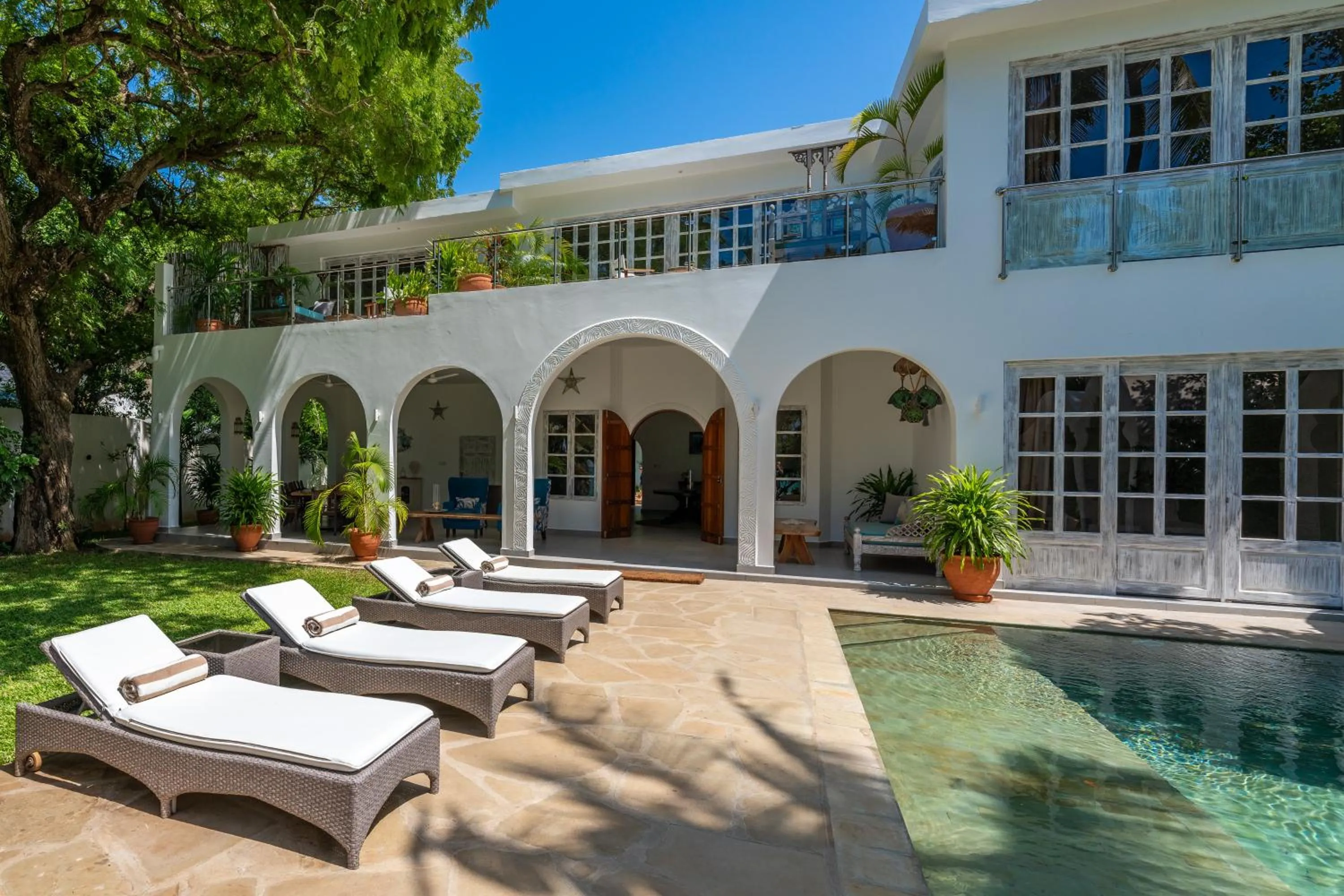 sunbed in Nomad Beach Resort