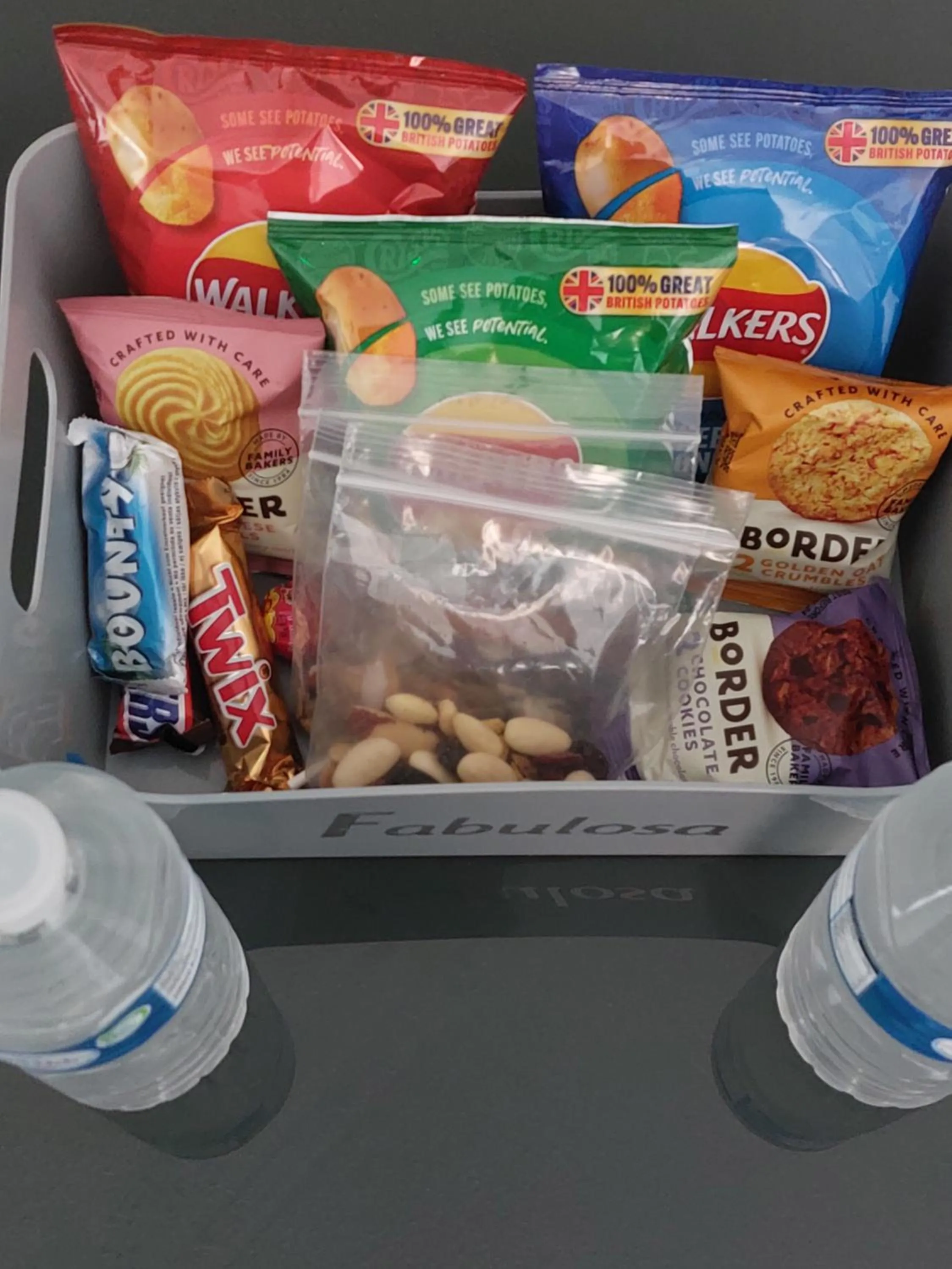 Food and drinks in 2 Bed Town Centre Nr Theatre Free Park Wi-Fi & garden