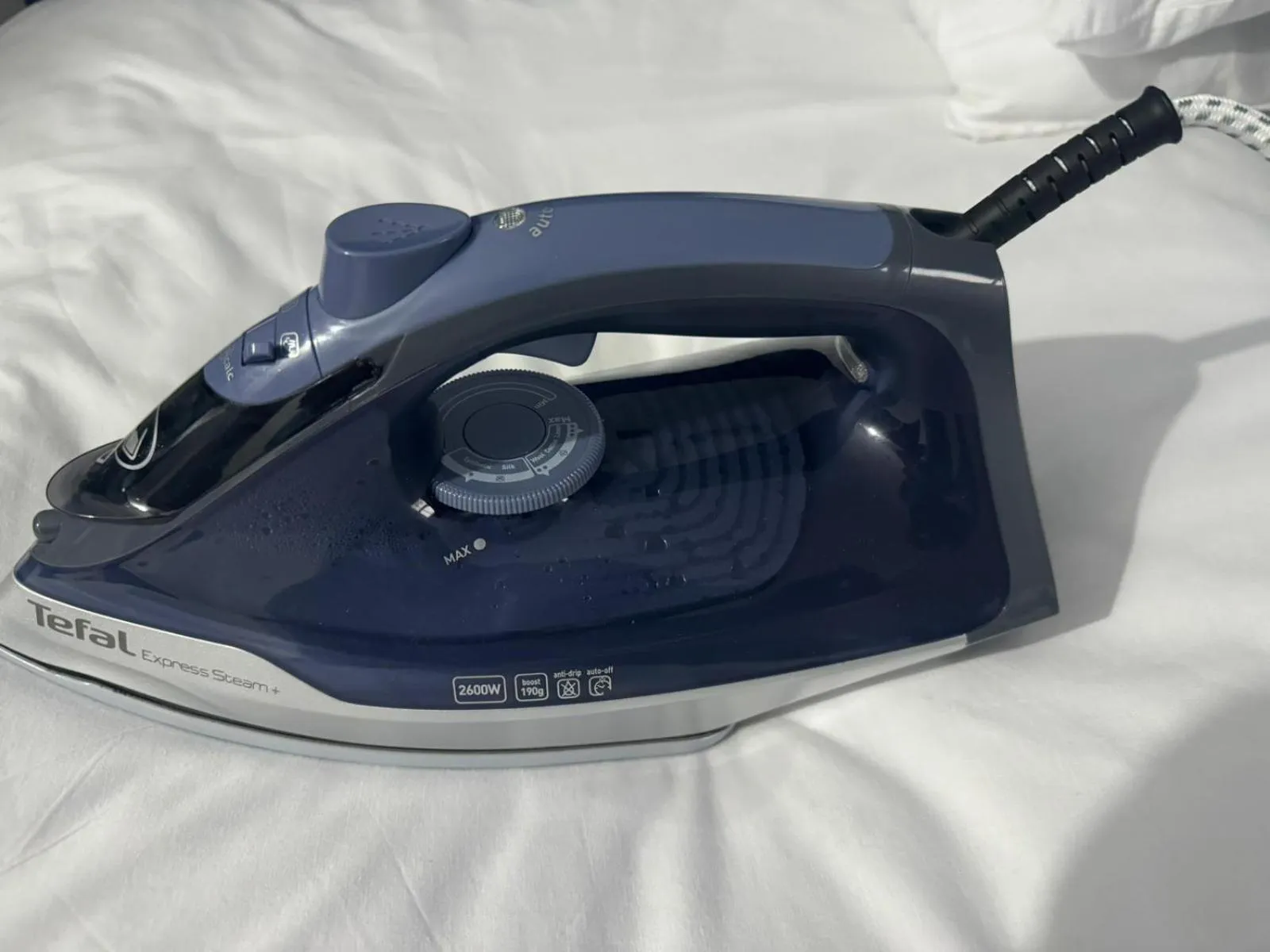 furniture in 2 Bed Town Centre Nr Theatre Free Park Wi-Fi & garden