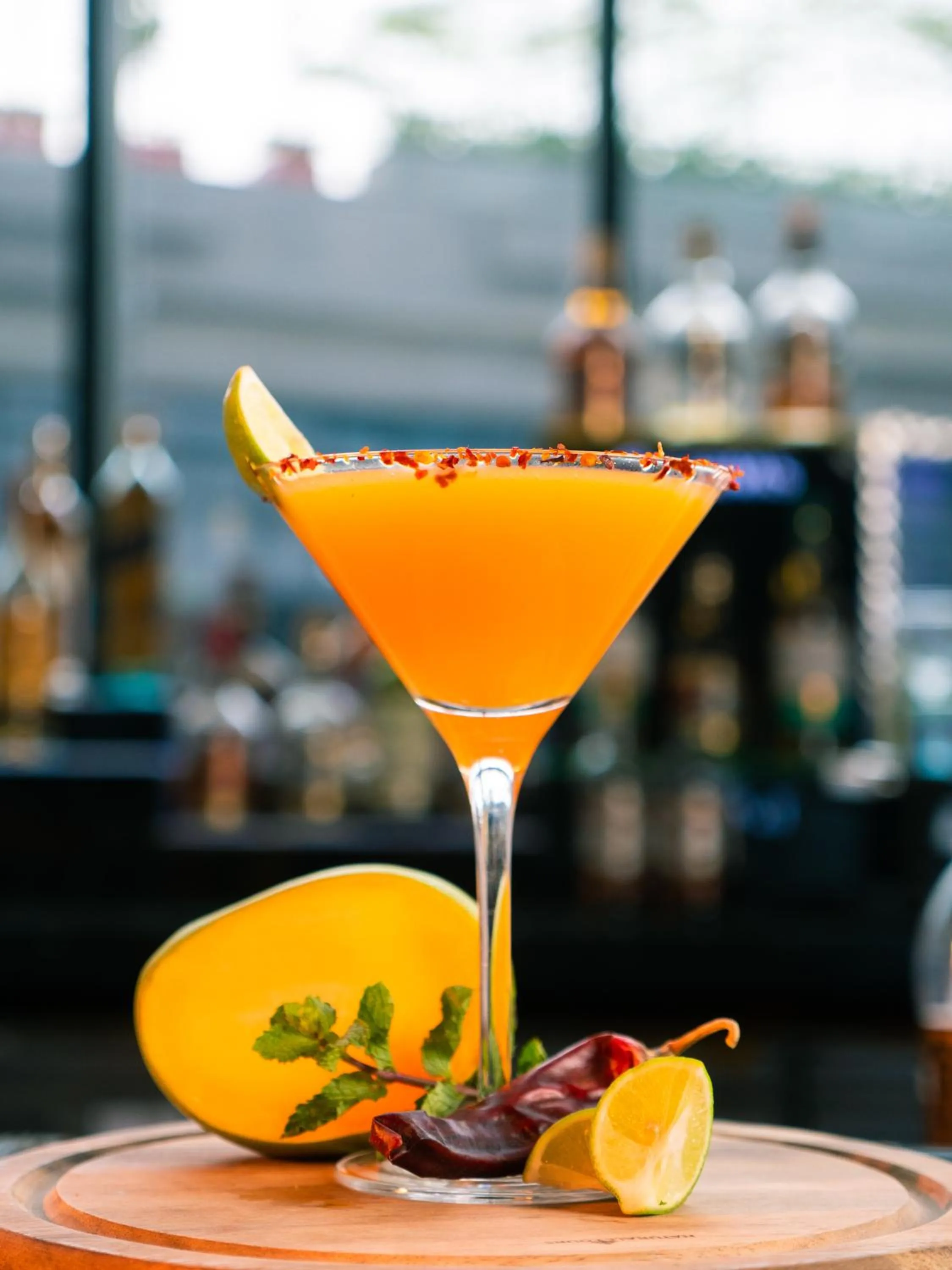 Restaurant/places to eat in Novotel Kolkata Hotel and Residences