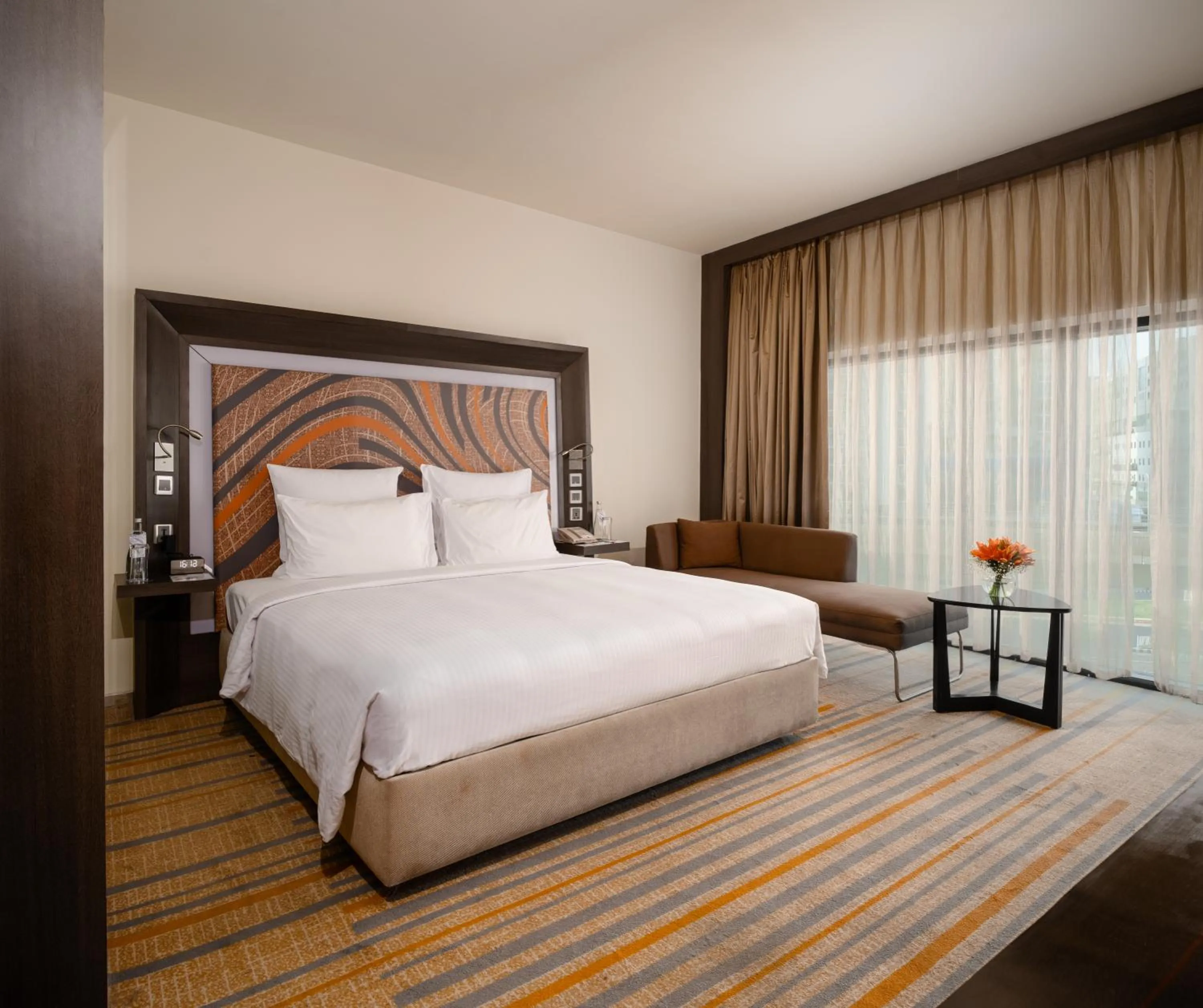 Bedroom, Bed in Novotel Kolkata Hotel and Residences