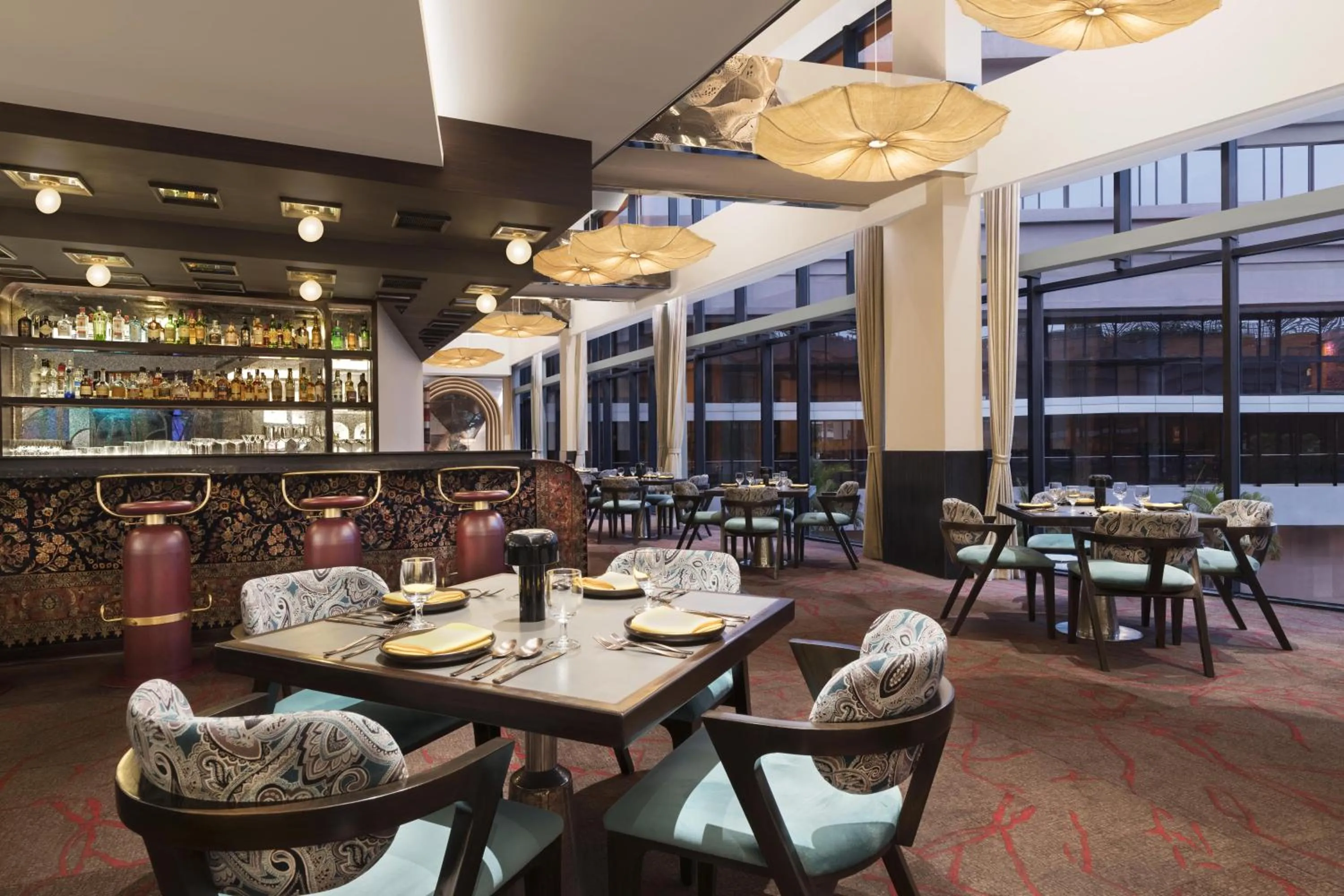 Restaurant/places to eat in Novotel Kolkata Hotel and Residences