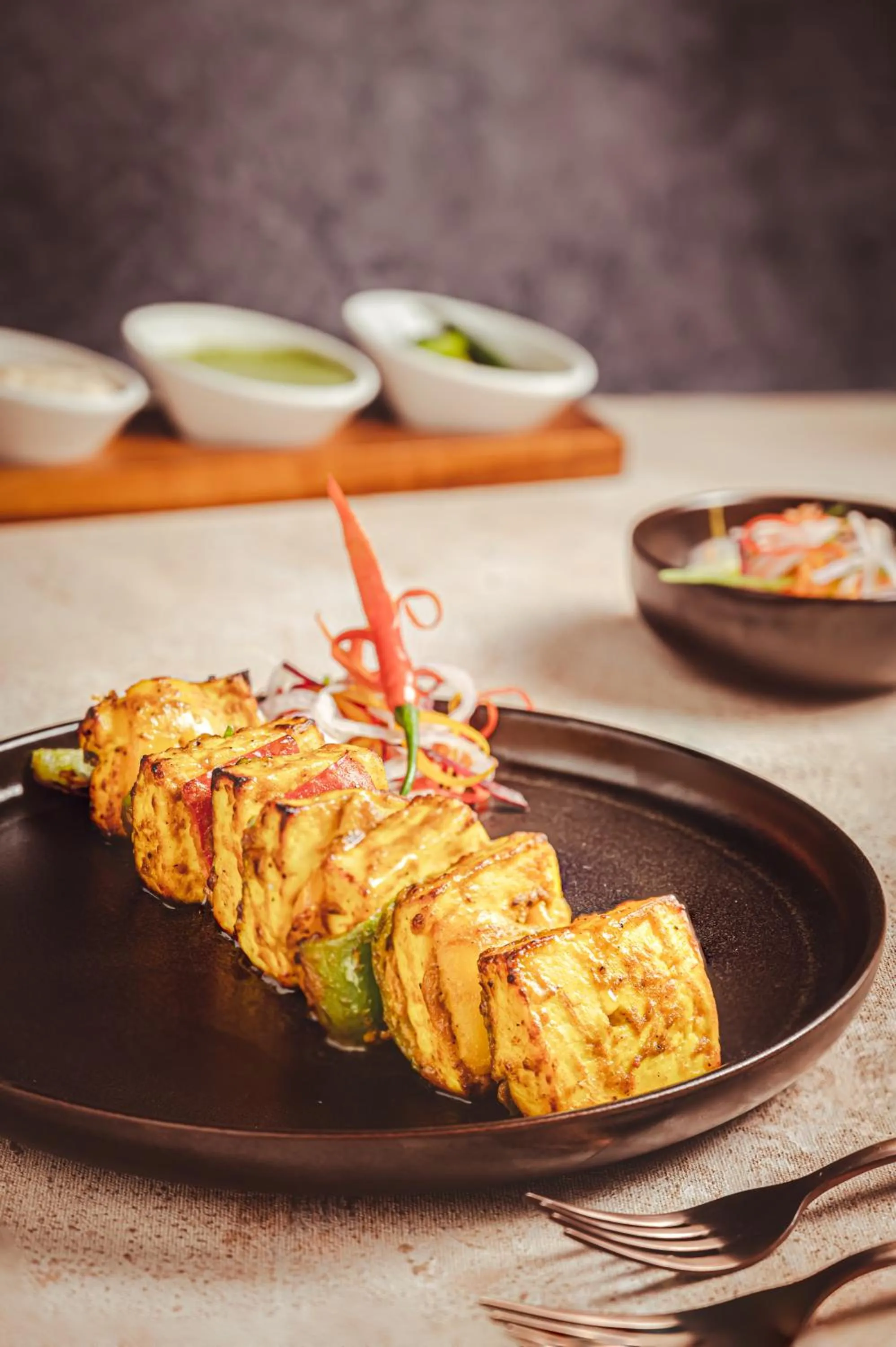 Restaurant/places to eat in Novotel Kolkata Hotel and Residences