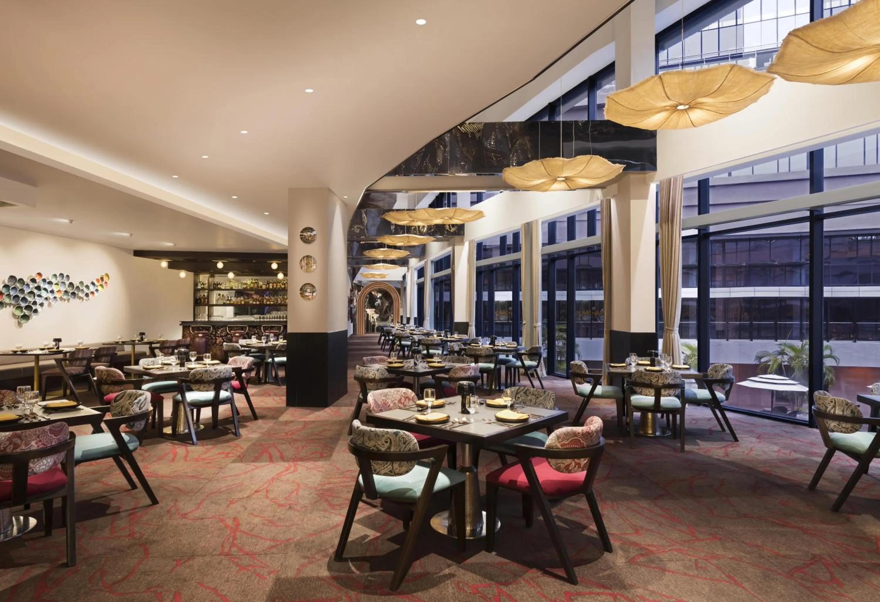 Restaurant/places to eat in Novotel Kolkata Hotel and Residences