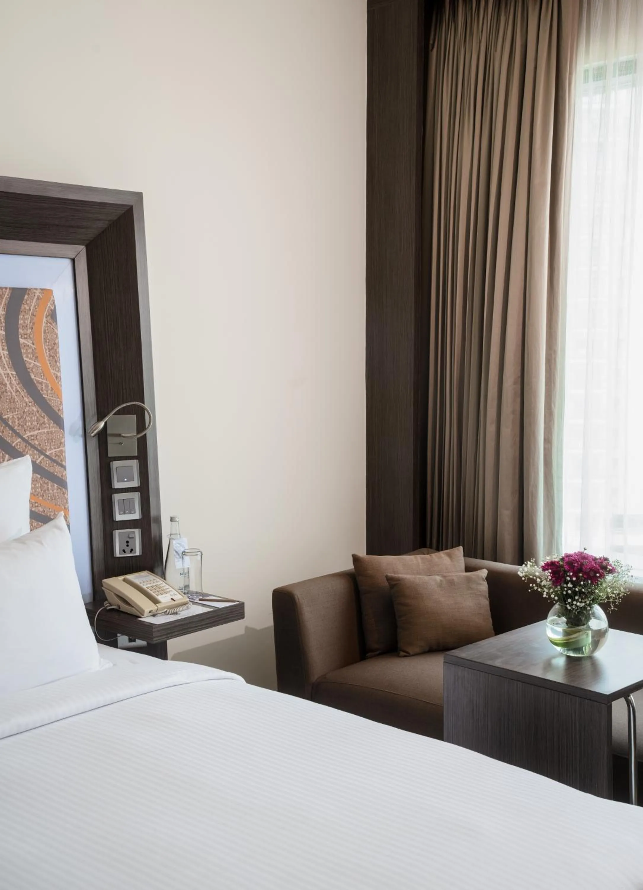 Bedroom, Bed in Novotel Kolkata Hotel and Residences