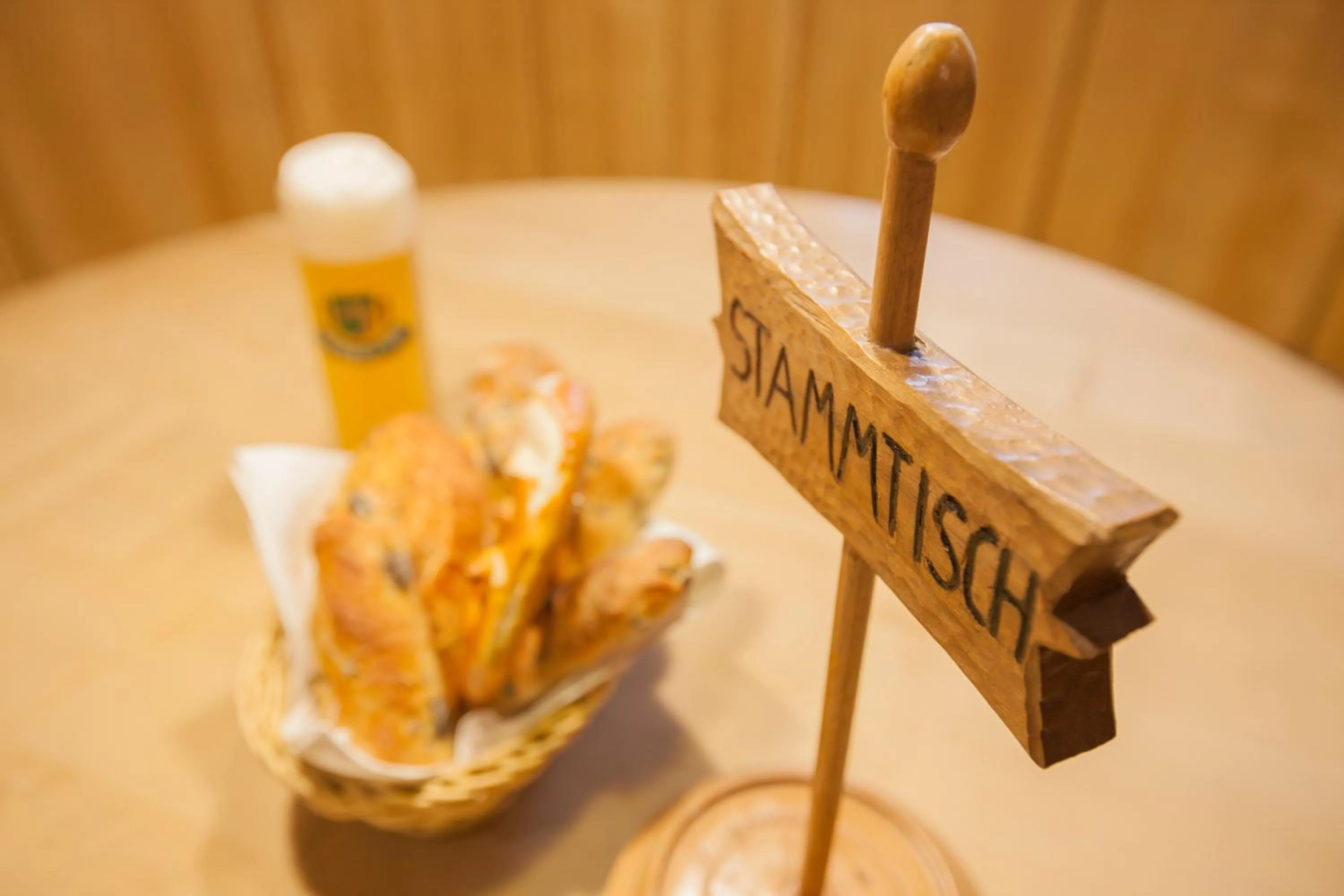 Restaurant/places to eat in Löwen Hotel & Restaurant