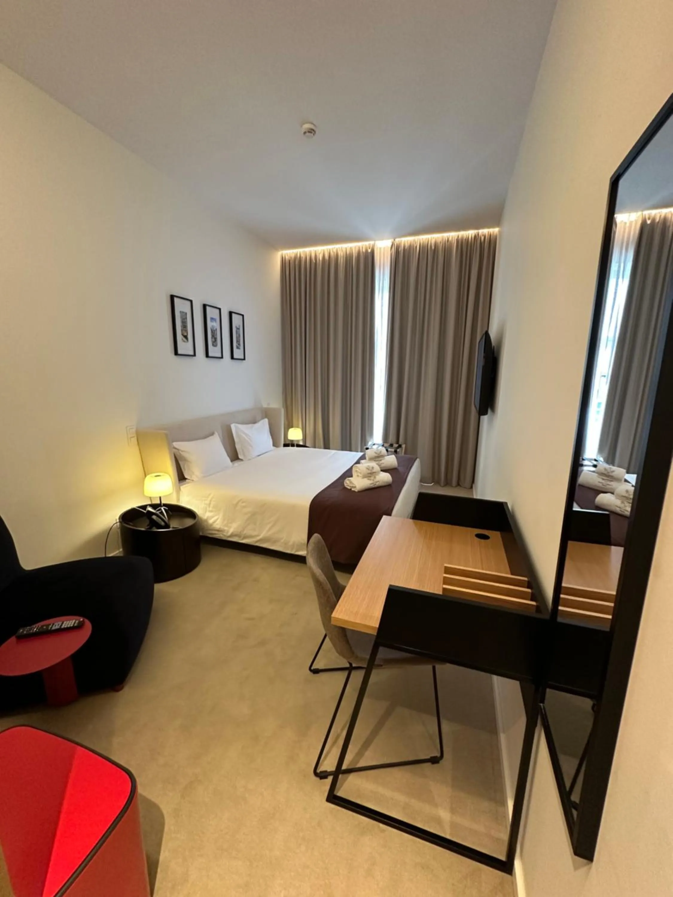 Bed in Golden Lisbon Hotel