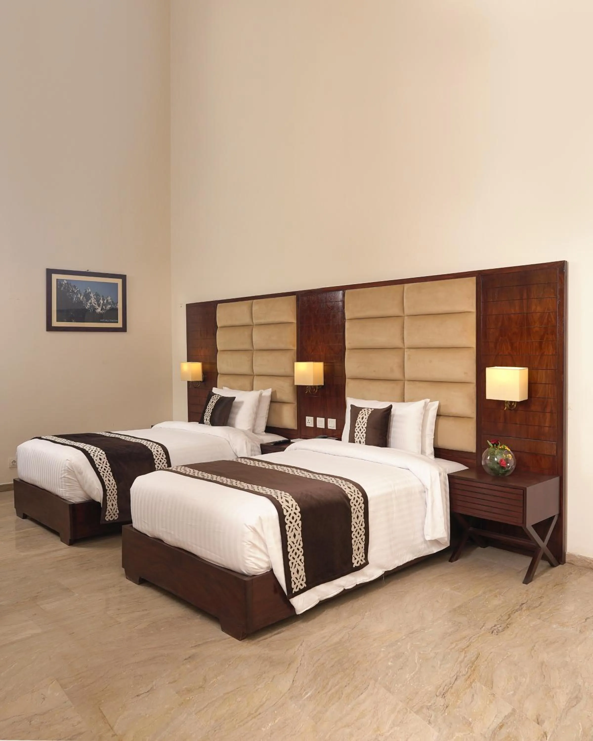 Bed in Faletti's Express- Shimla Hill