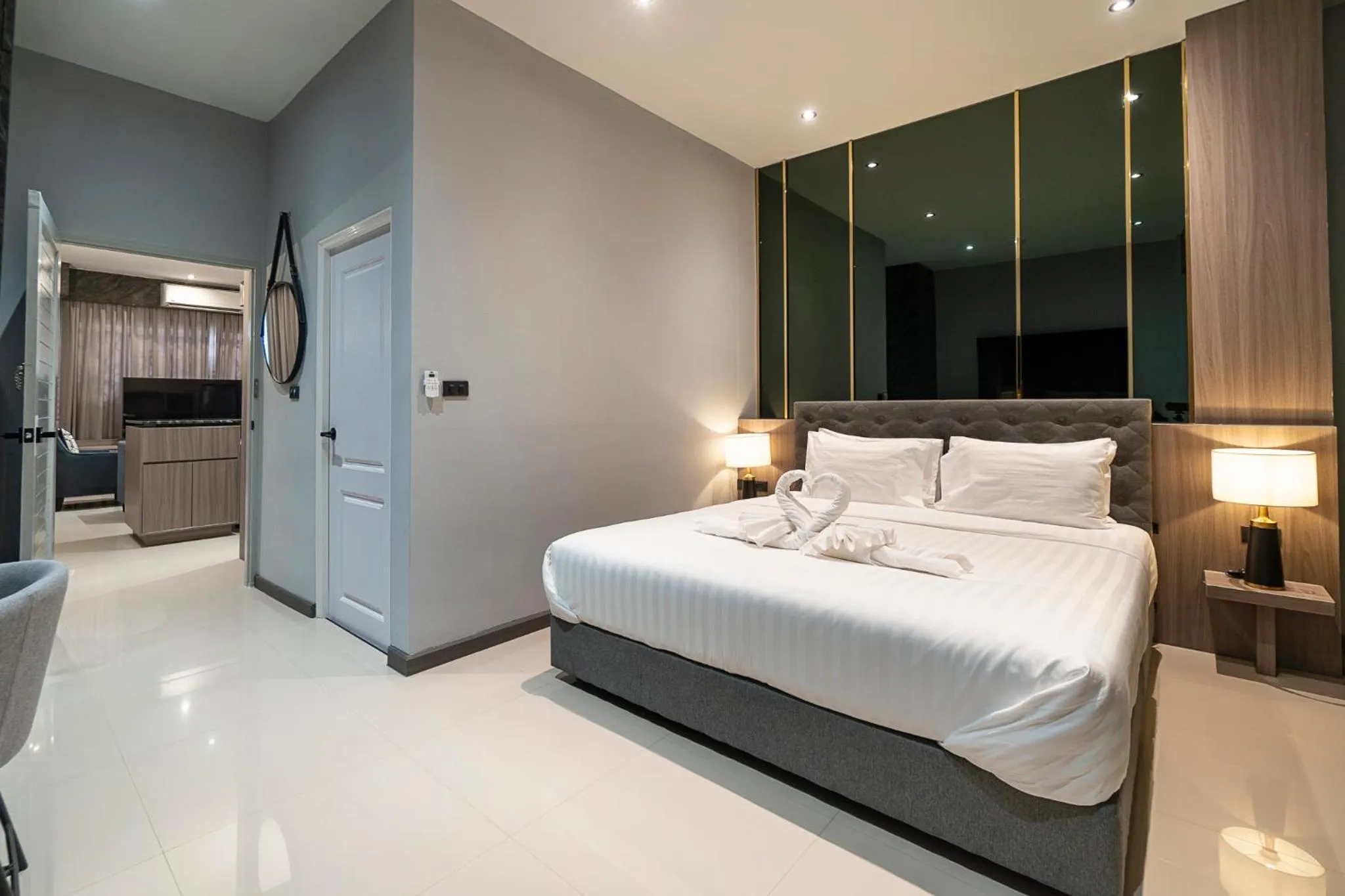 Bed in YSW Hotel Lopburi
