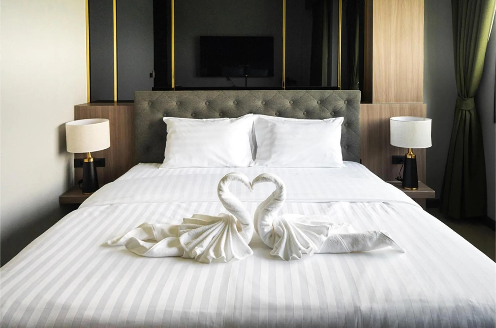 Bed in YSW Hotel Lopburi