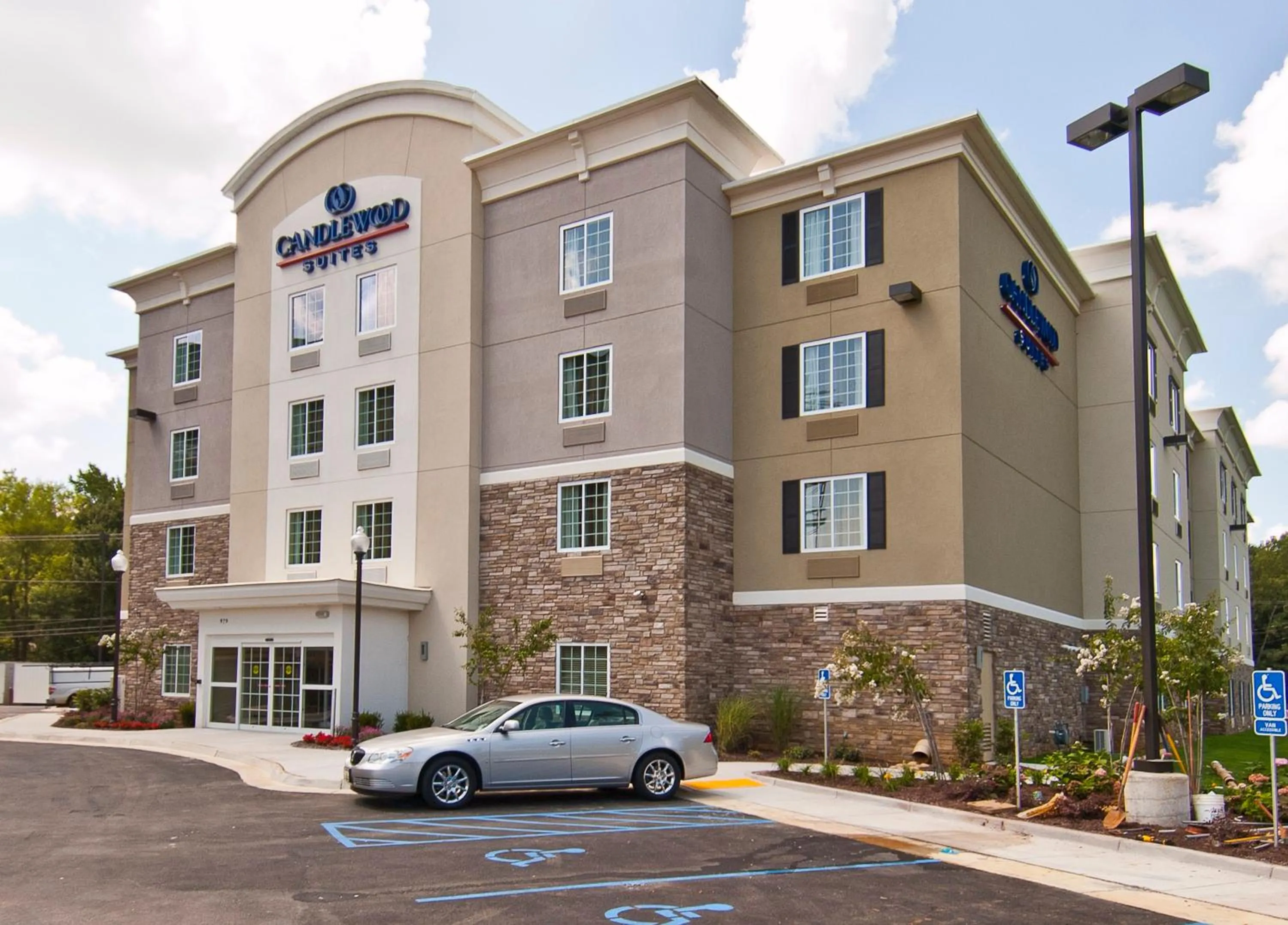 Property building in Candlewood Suites Tupelo by IHG
