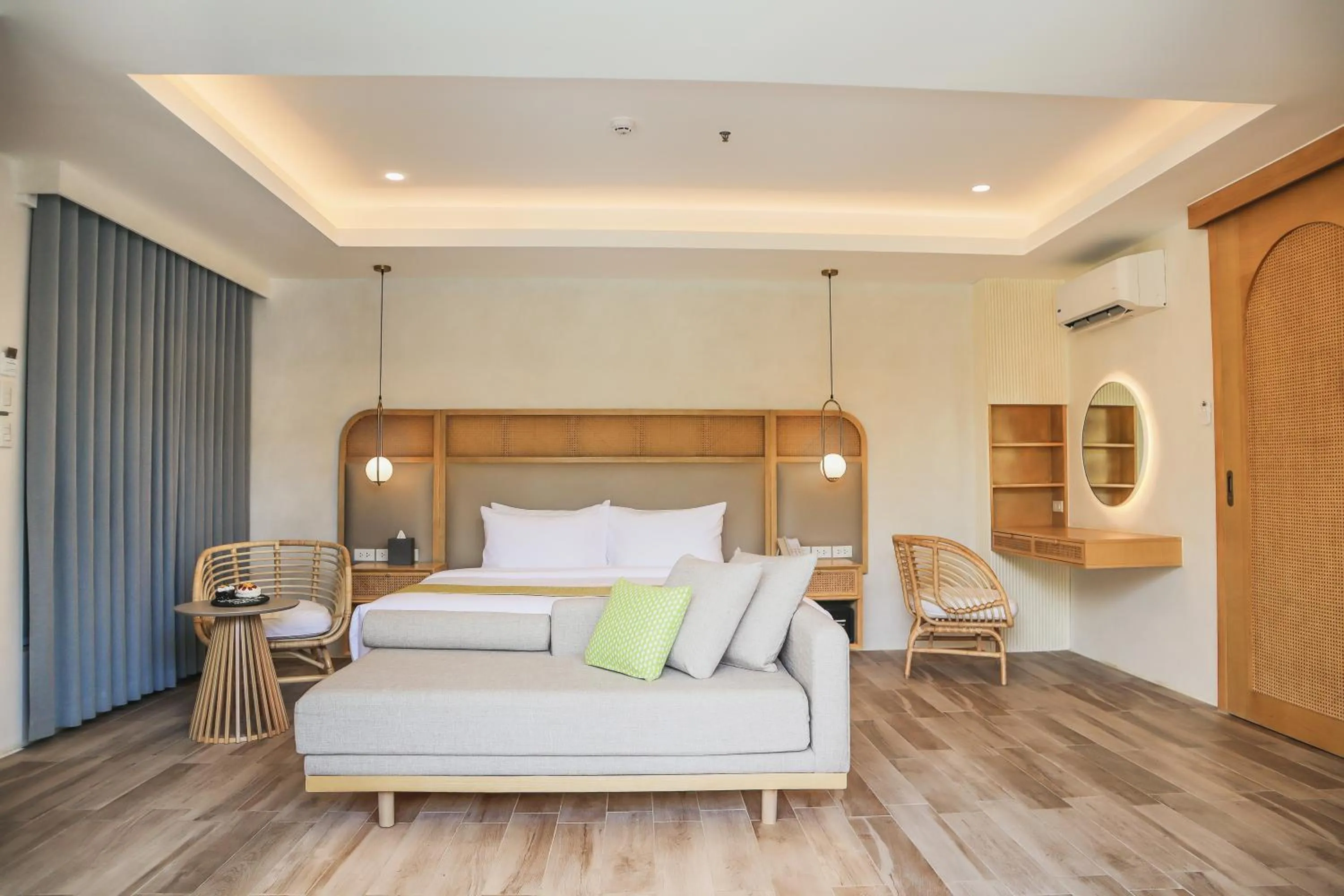 Bedroom, Bed in Mandarin Nest Boracay