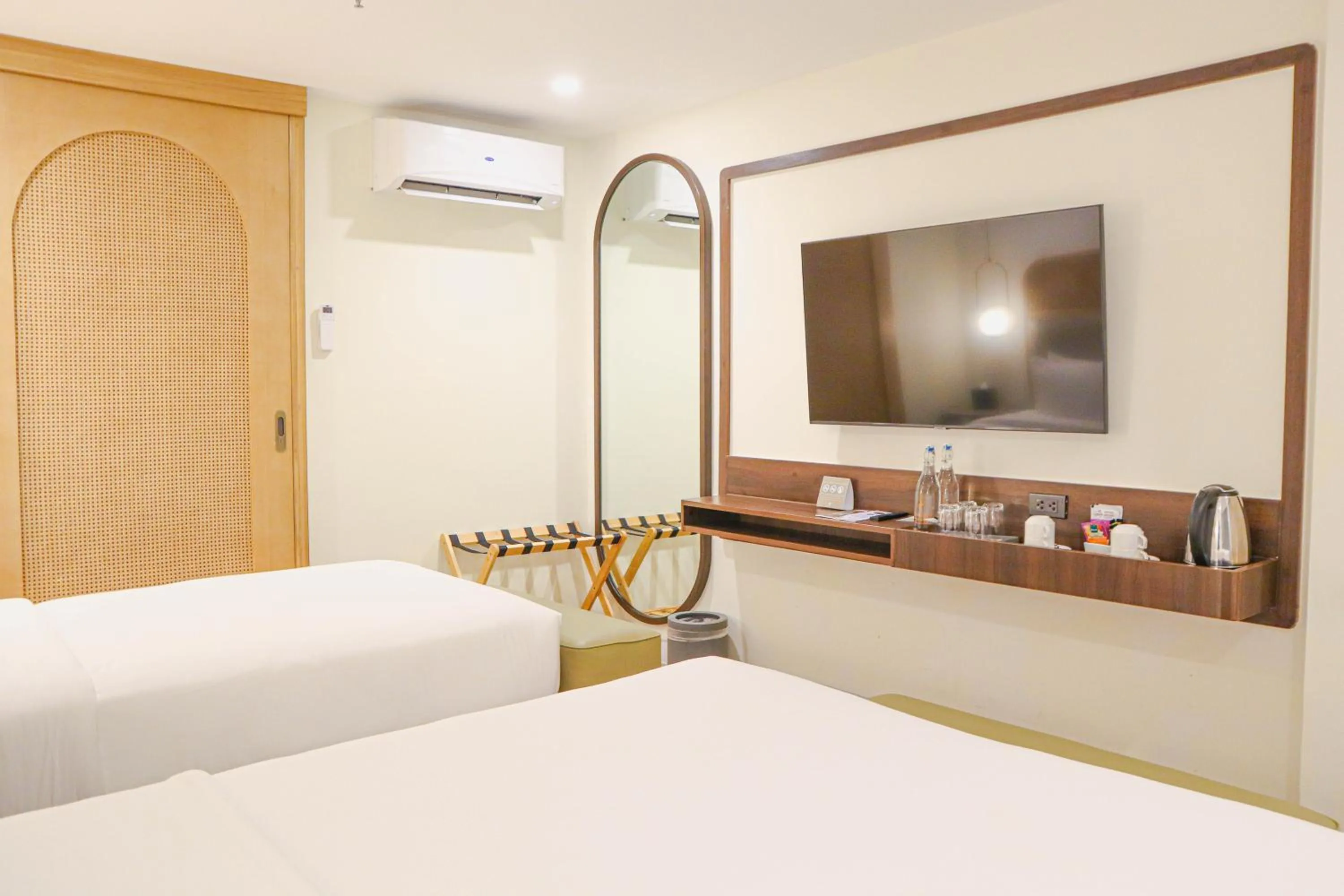 Bed in Mandarin Nest Boracay